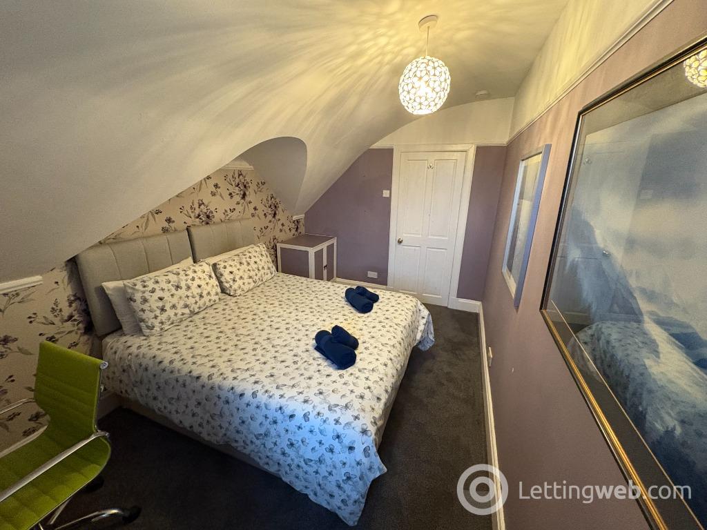 Property to rent in High Street, Tillicoultry, Clackmannanshire, FK13 6DT