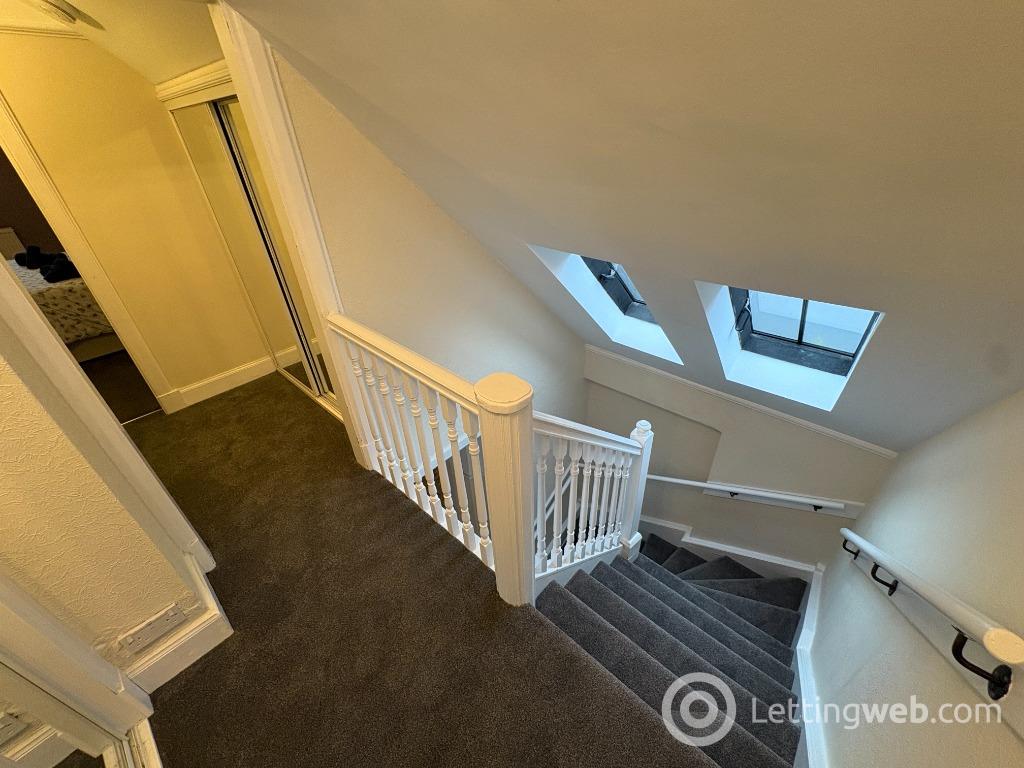 Property to rent in High Street, Tillicoultry, Clackmannanshire, FK13 6DT