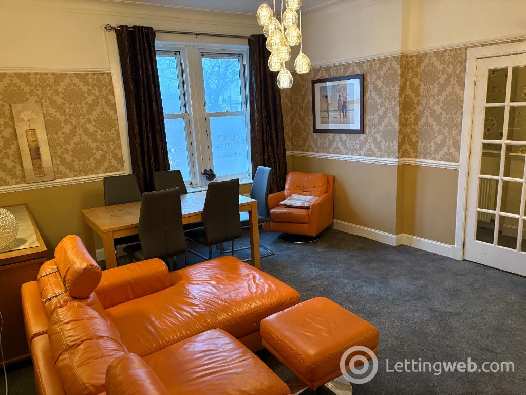 Property to rent in High Street, Tillicoultry, Clackmannanshire, FK13 6DT