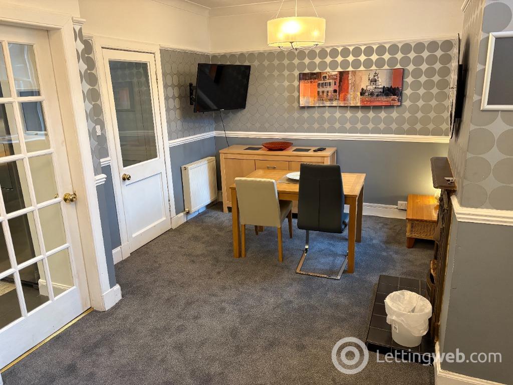 Property to rent in High Street, Tillicoultry, Clackmannanshire, FK13 6DT