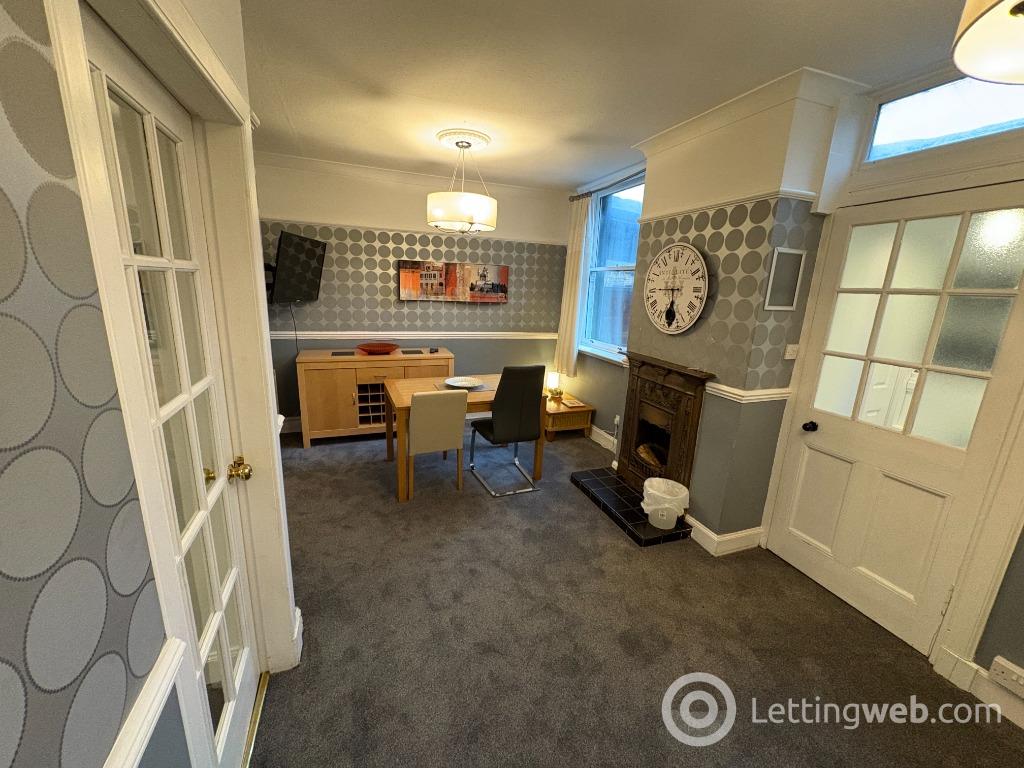 Property to rent in High Street, Tillicoultry, Clackmannanshire, FK13 6DT