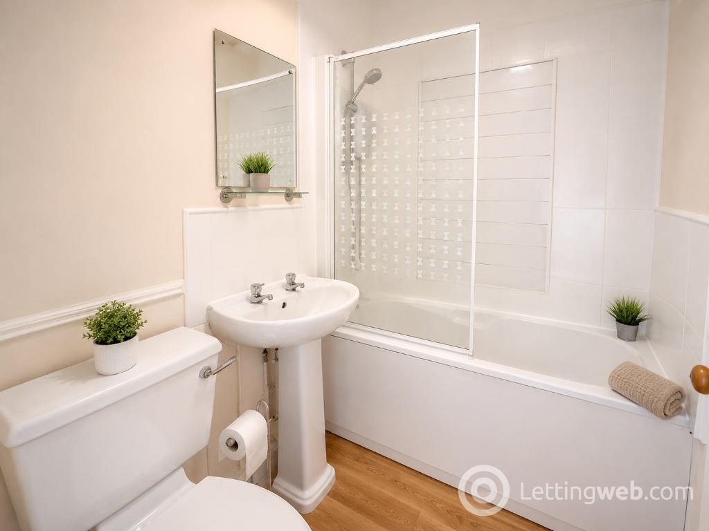 Property to rent in Charlotte Place, Gilcomston, Aberdeen, AB25 1LX
