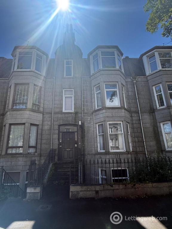 Property to rent in Fonthill Road, Ferryhill, Aberdeen, AB11 6UQ