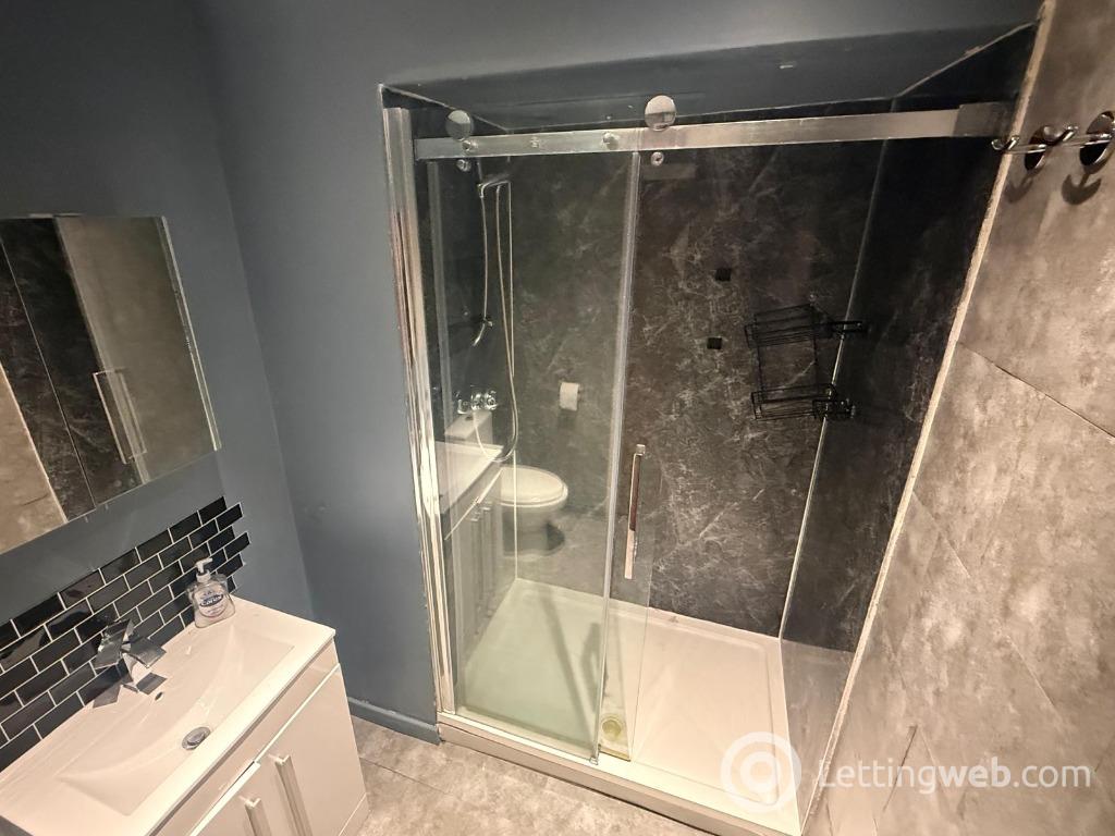 Property to rent in Fonthill Road, Ferryhill, Aberdeen, AB11 6UQ