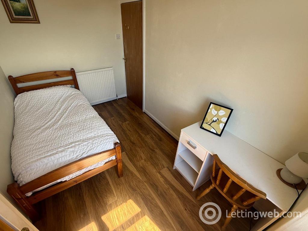 Property to rent in Fonthill Road, Ferryhill, Aberdeen, AB11 6UQ