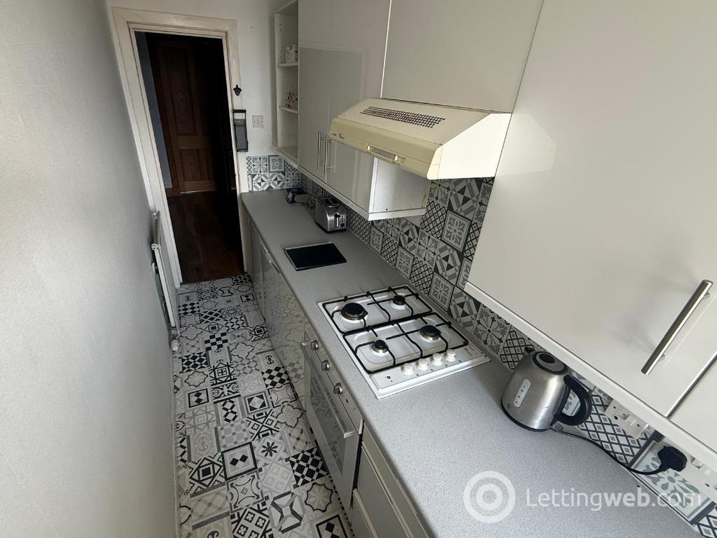Property to rent in Fonthill Road, Ferryhill, Aberdeen, AB11 6UQ
