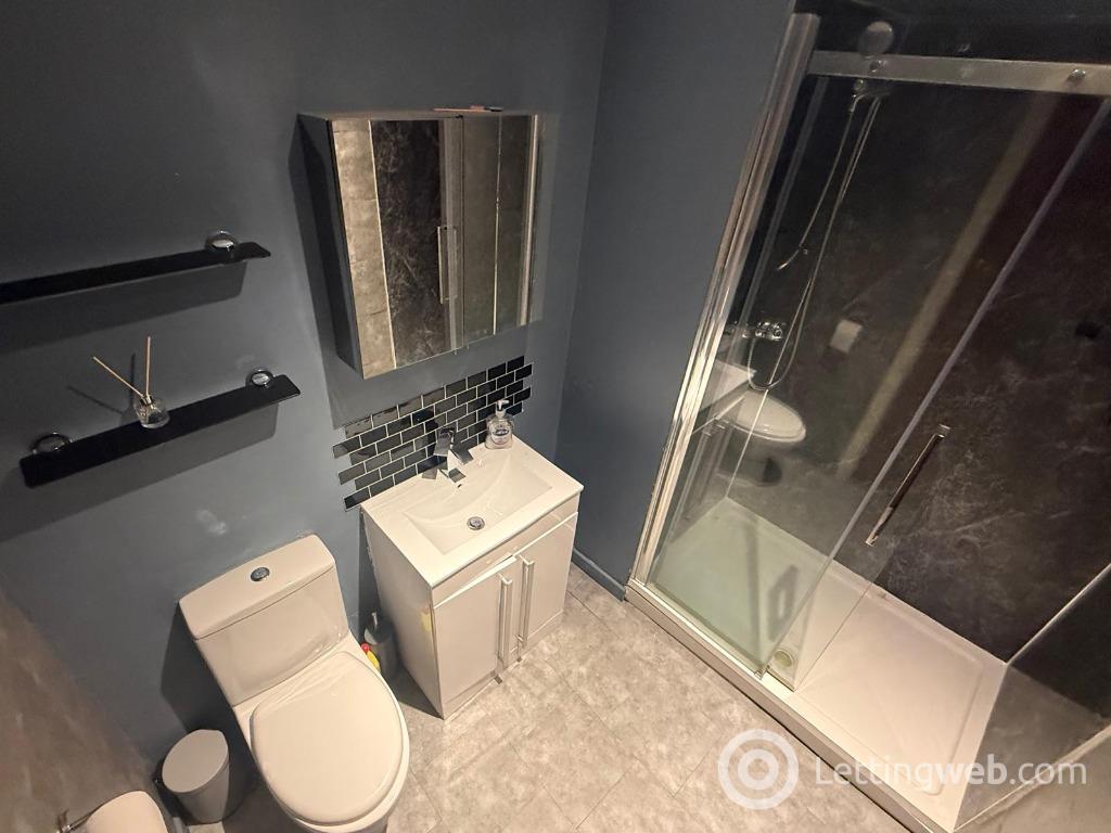 Property to rent in Fonthill Road, Ferryhill, Aberdeen, AB11 6UQ