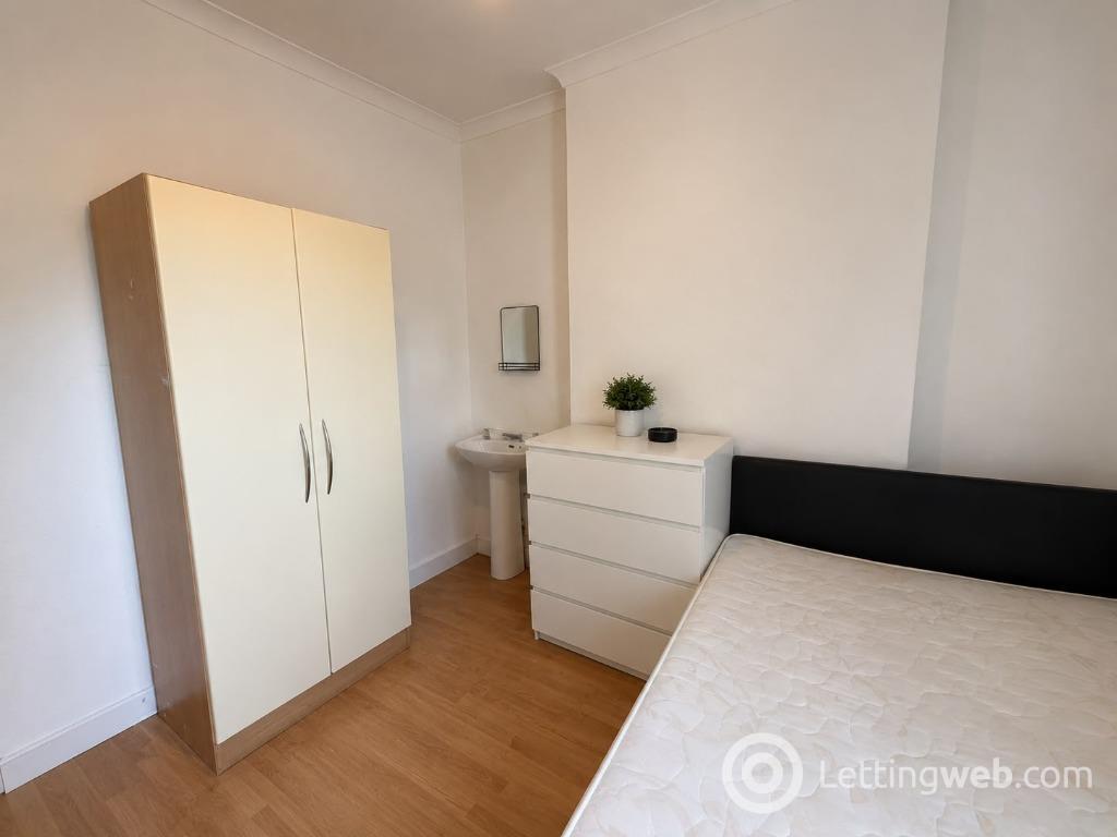 Property to rent in Forth Street, Riverside, Stirling, FK8 1UF