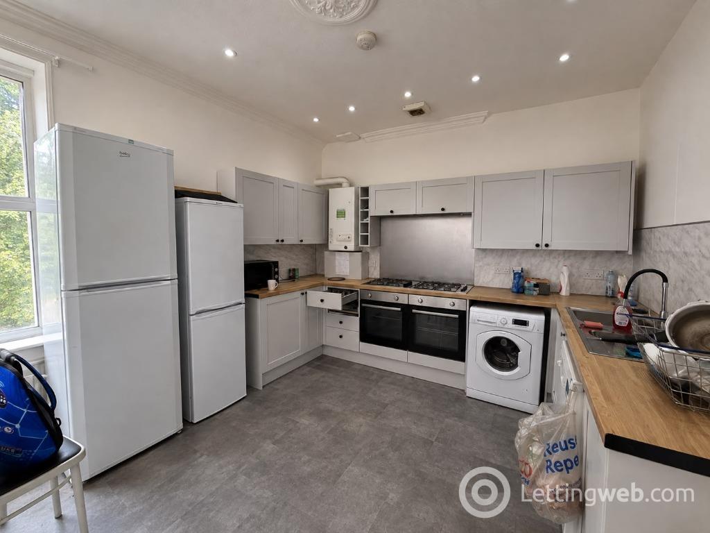Property to rent in Forth Street, Riverside, Stirling, FK8 1UF