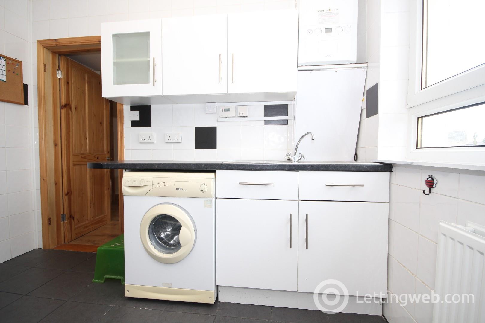 Property to rent in Swinton Drive, Glasgow, G52 2EY