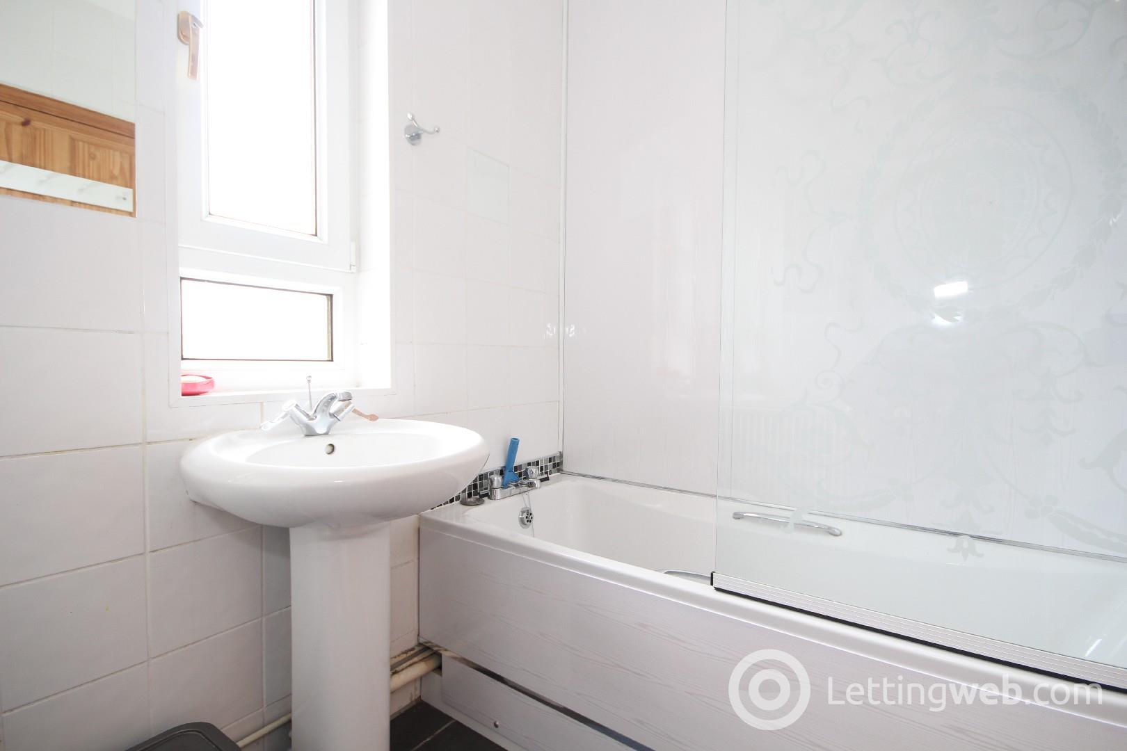 Property to rent in Swinton Drive, Glasgow, G52 2EY