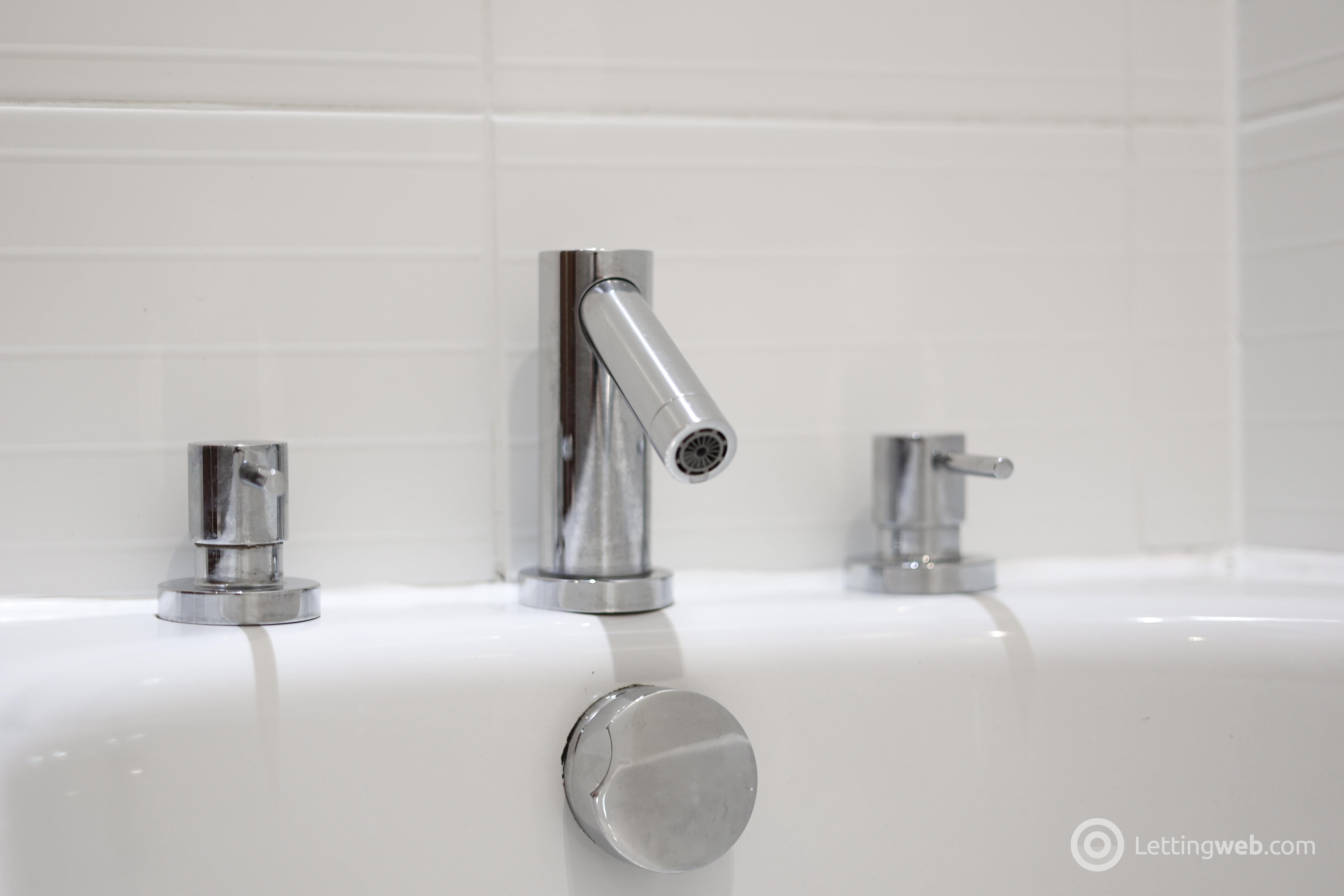 Property to rent in Glasgow Harbour Terraces, Glasgow, G11 6BH