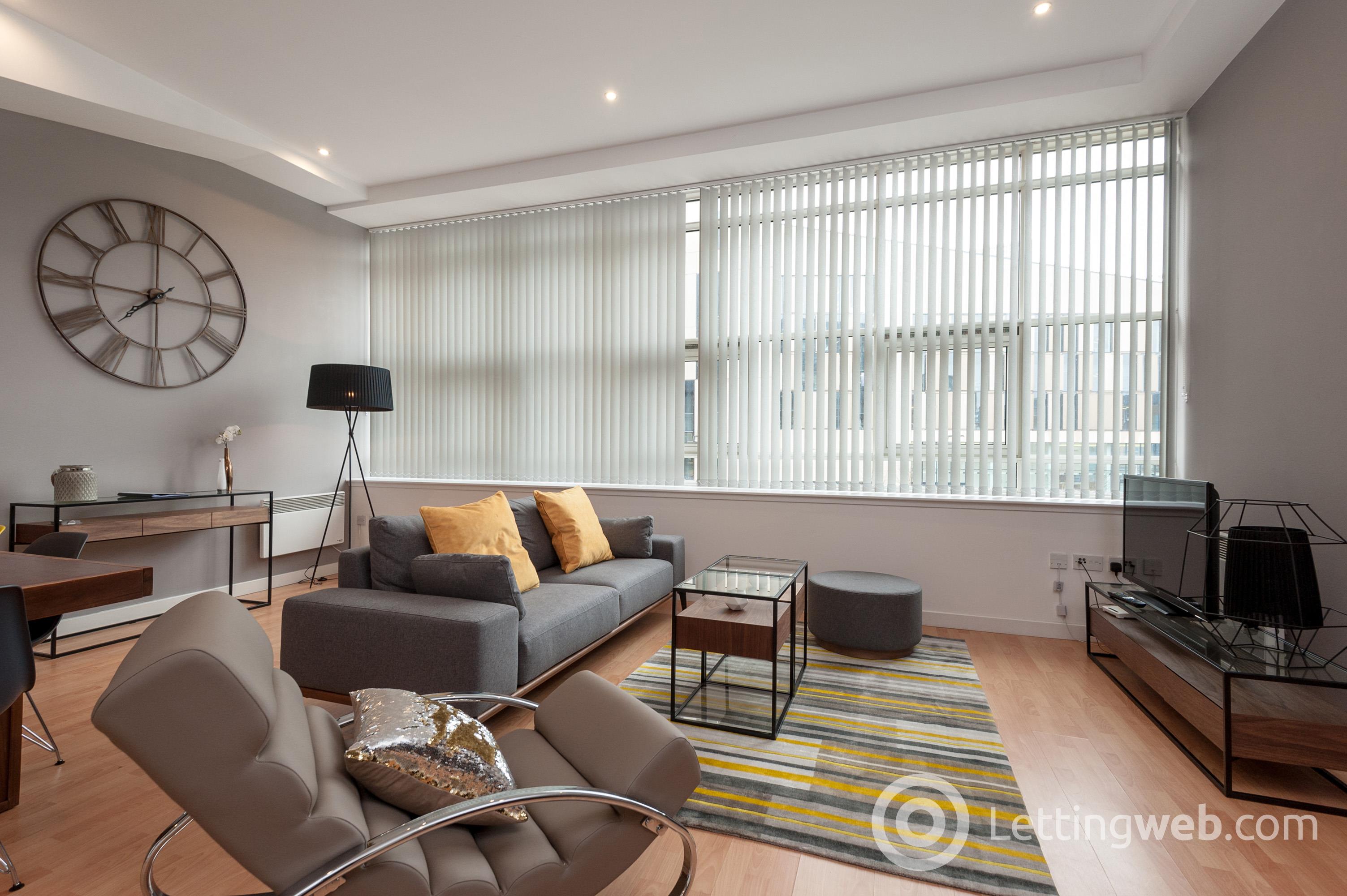 Property to rent in 2/13, 145 Albion Street, Glasgow, G1 1QS