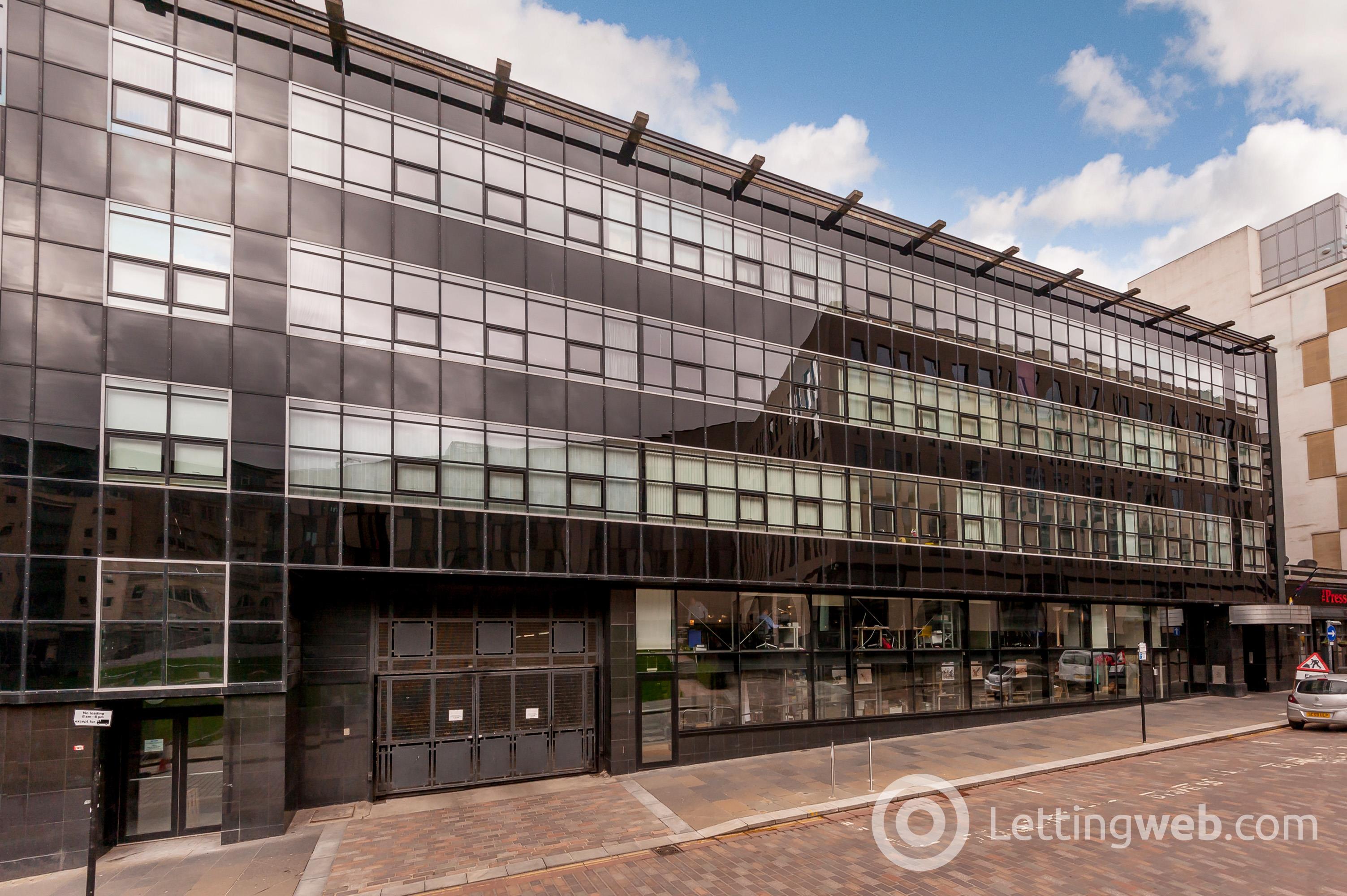 Property to rent in 2/13, 145 Albion Street, Glasgow, G1 1QS