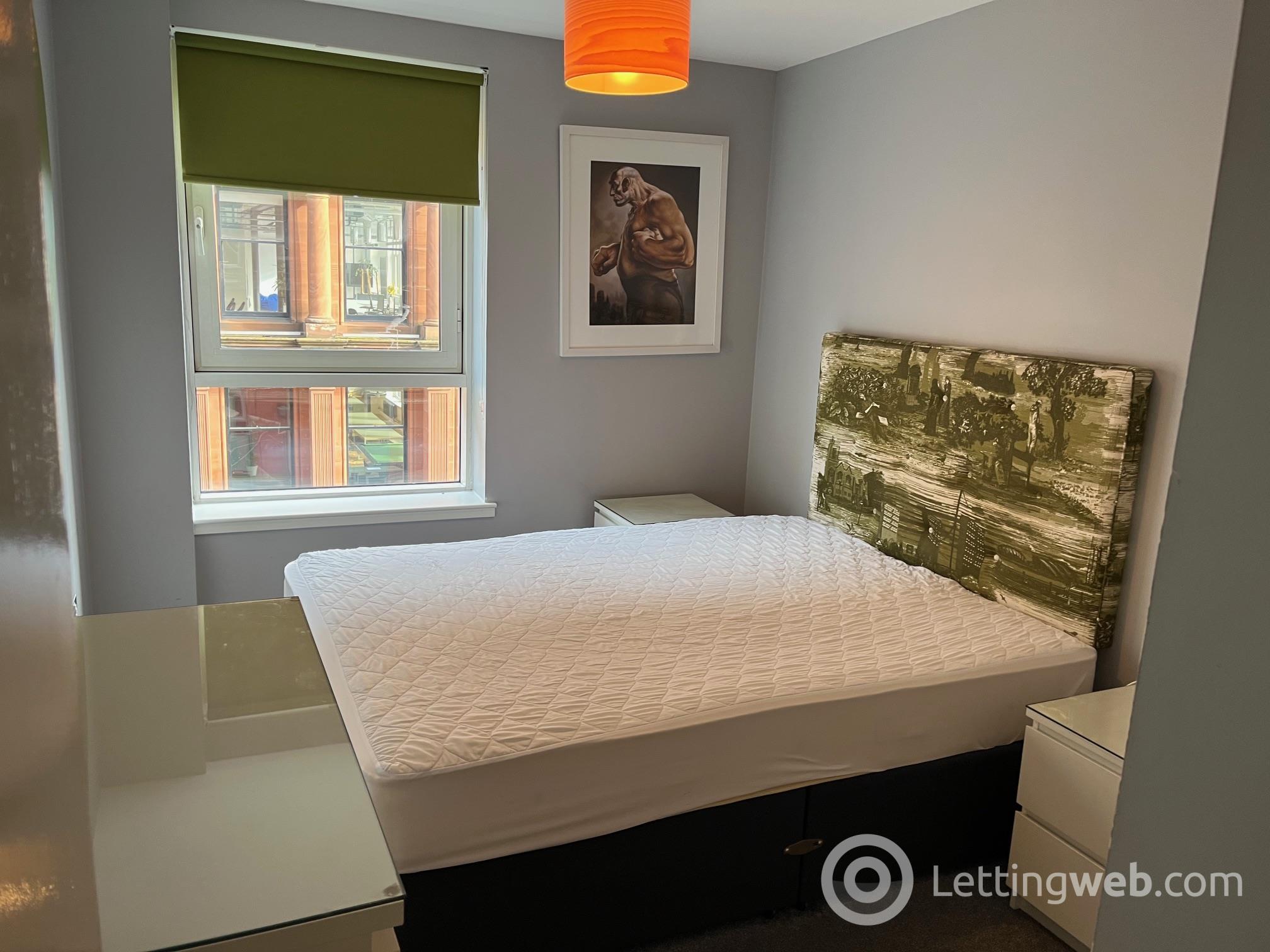 Property to rent in 4/4, 120 Ingram Street, Glasgow, G1 1EJ