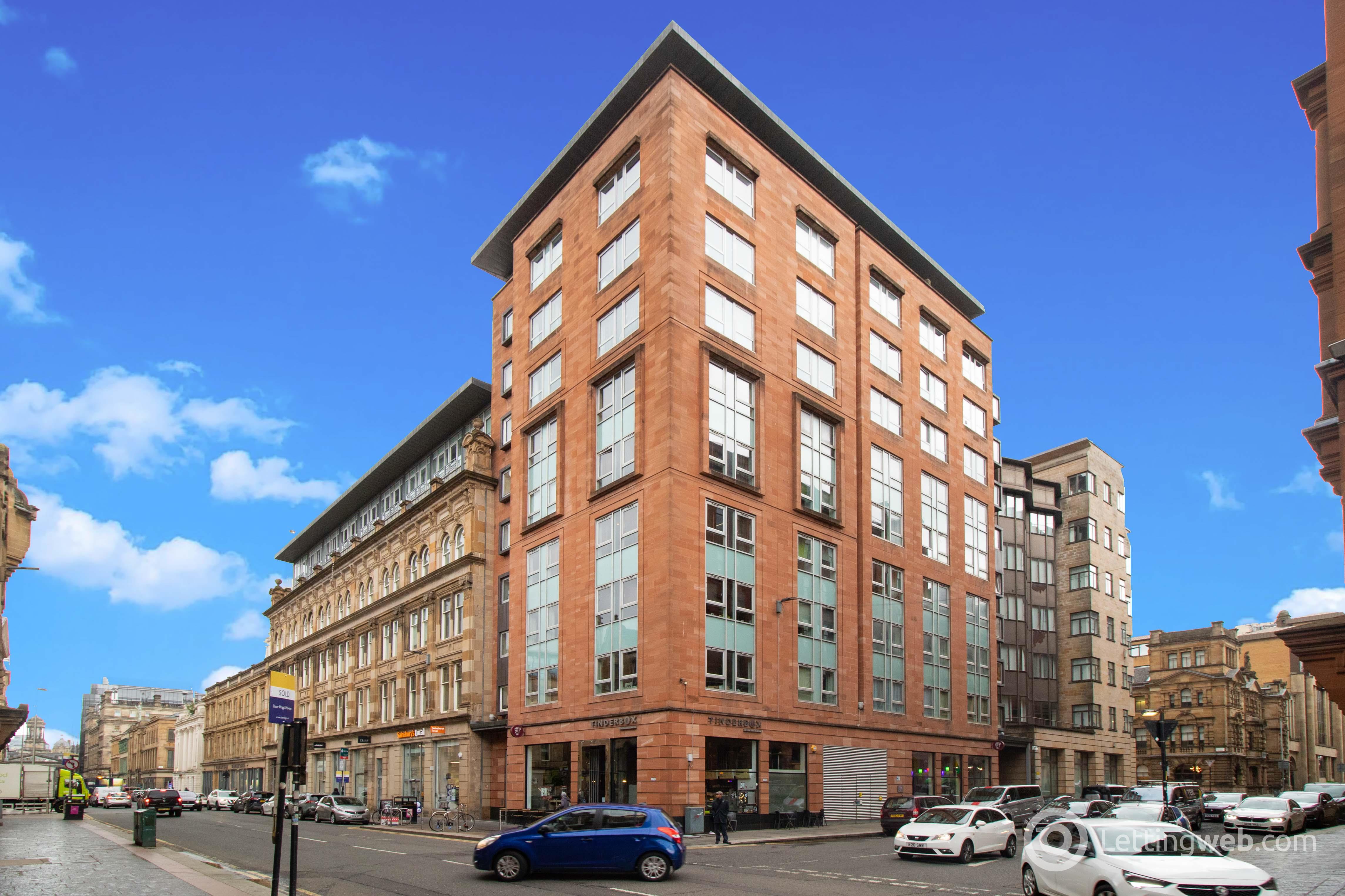 Property to rent in 4/4, 120 Ingram Street, Glasgow, G1 1EJ