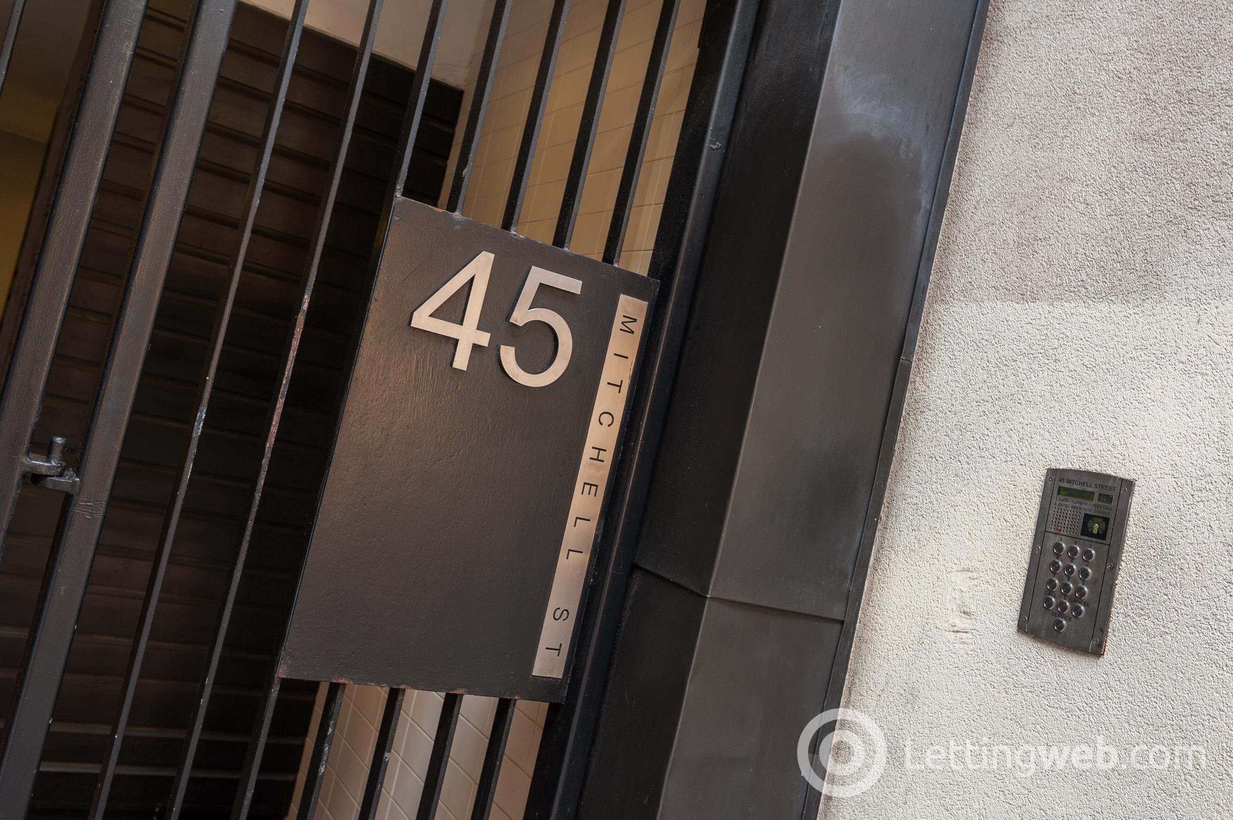 Property to rent in 8/3, 45 Mitchell Street, Glasgow, G1 3LA