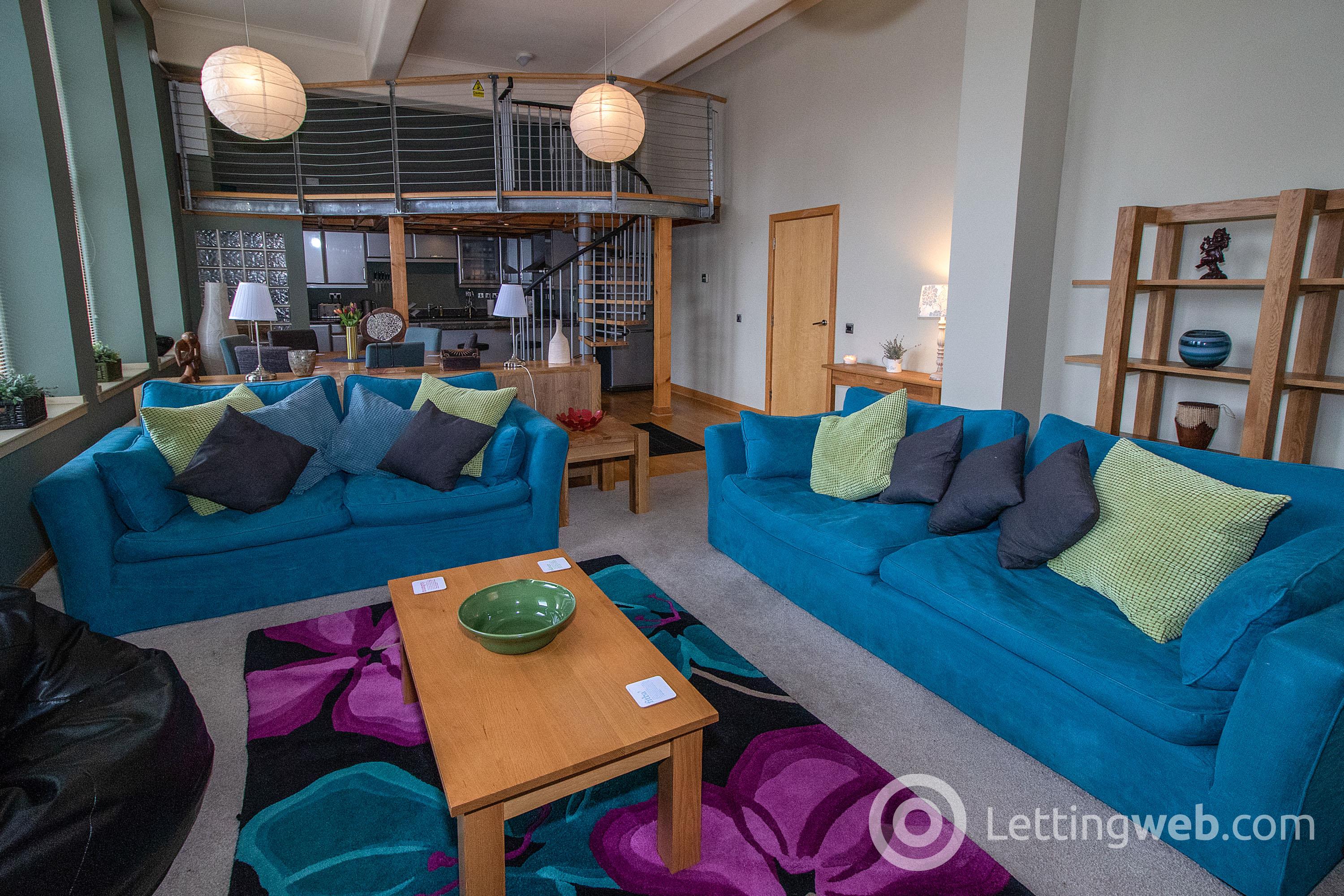 Property to rent in 29 College Street