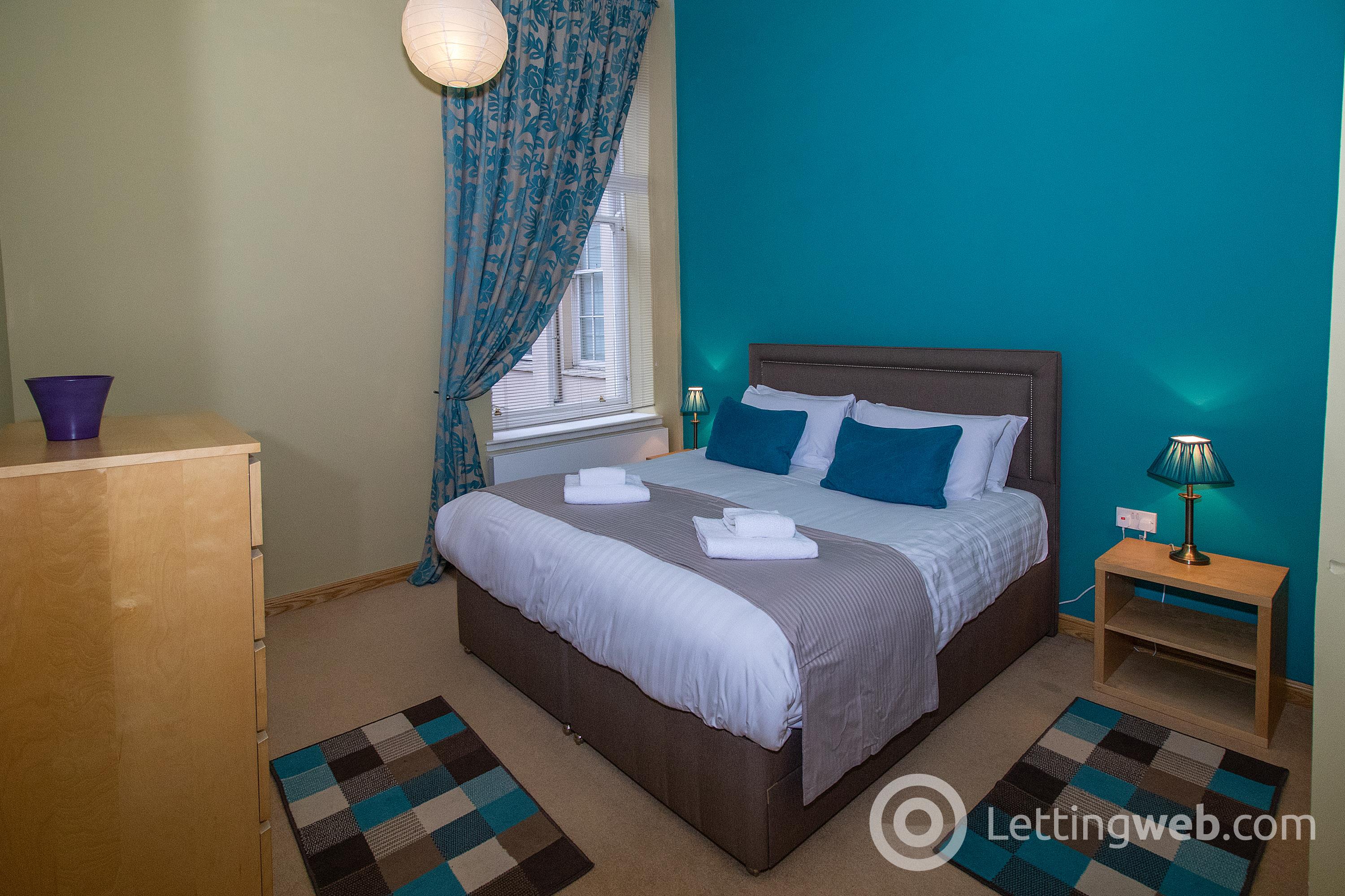 Property to rent in 29 College Street