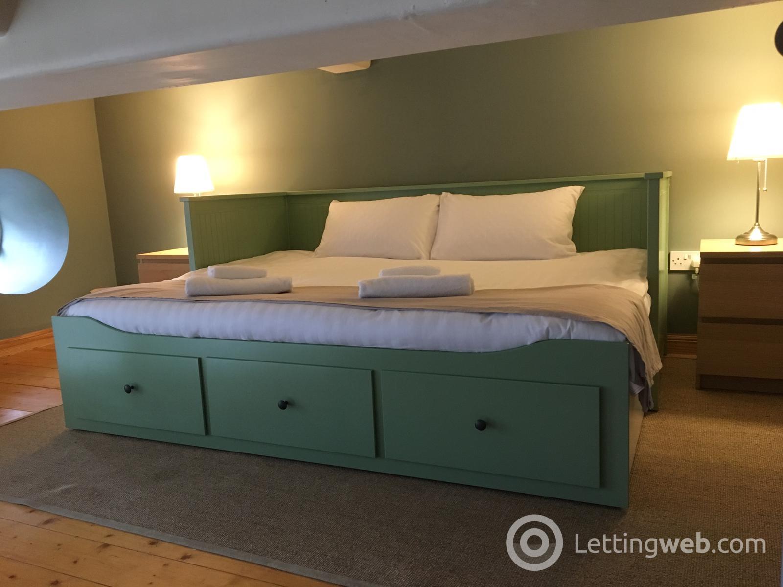 Property to rent in 29 College Street