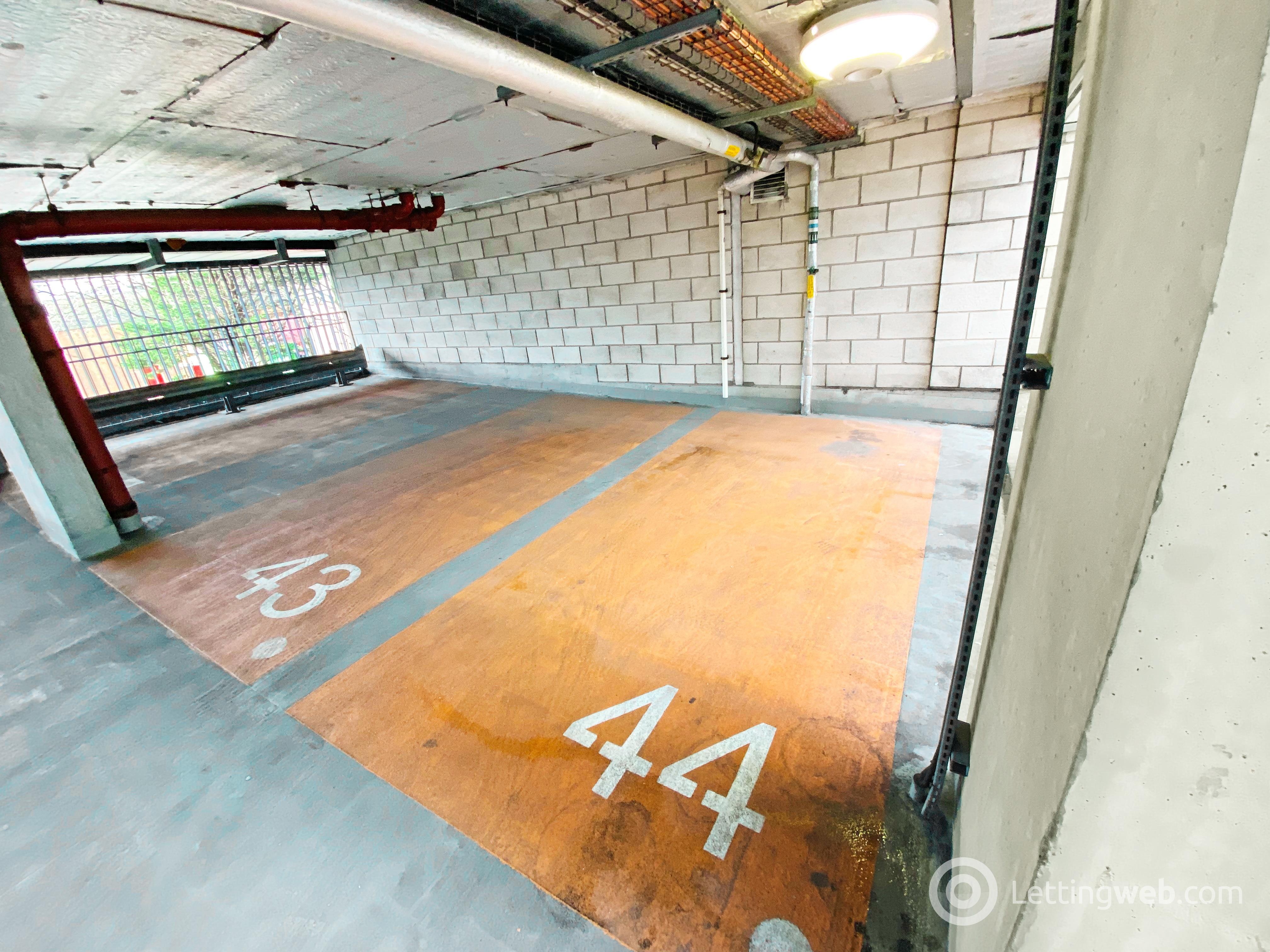 Property to rent in 4/5, Block 1, 490 Argyle Street, Glasgow, G2 8AJ