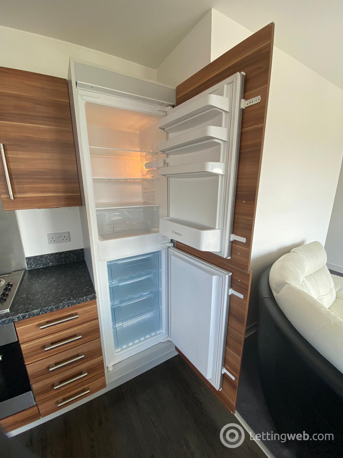 Property to rent in 16/6, Block 1, 490 Argyle Street, Glasgow, G2 8AL