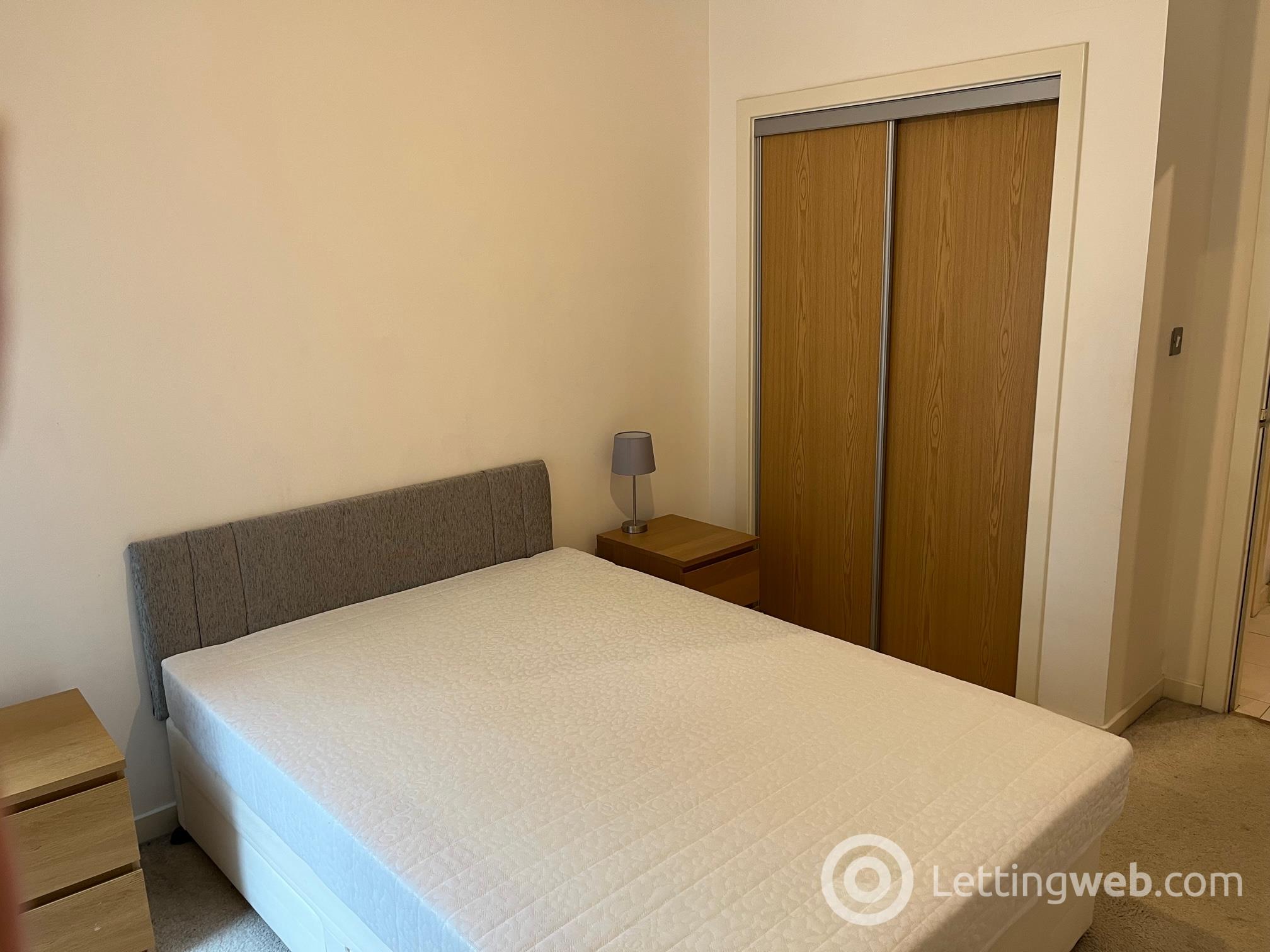 Property to rent in 1/4, 23 Oswald Street, Glasgow, G1 4PE