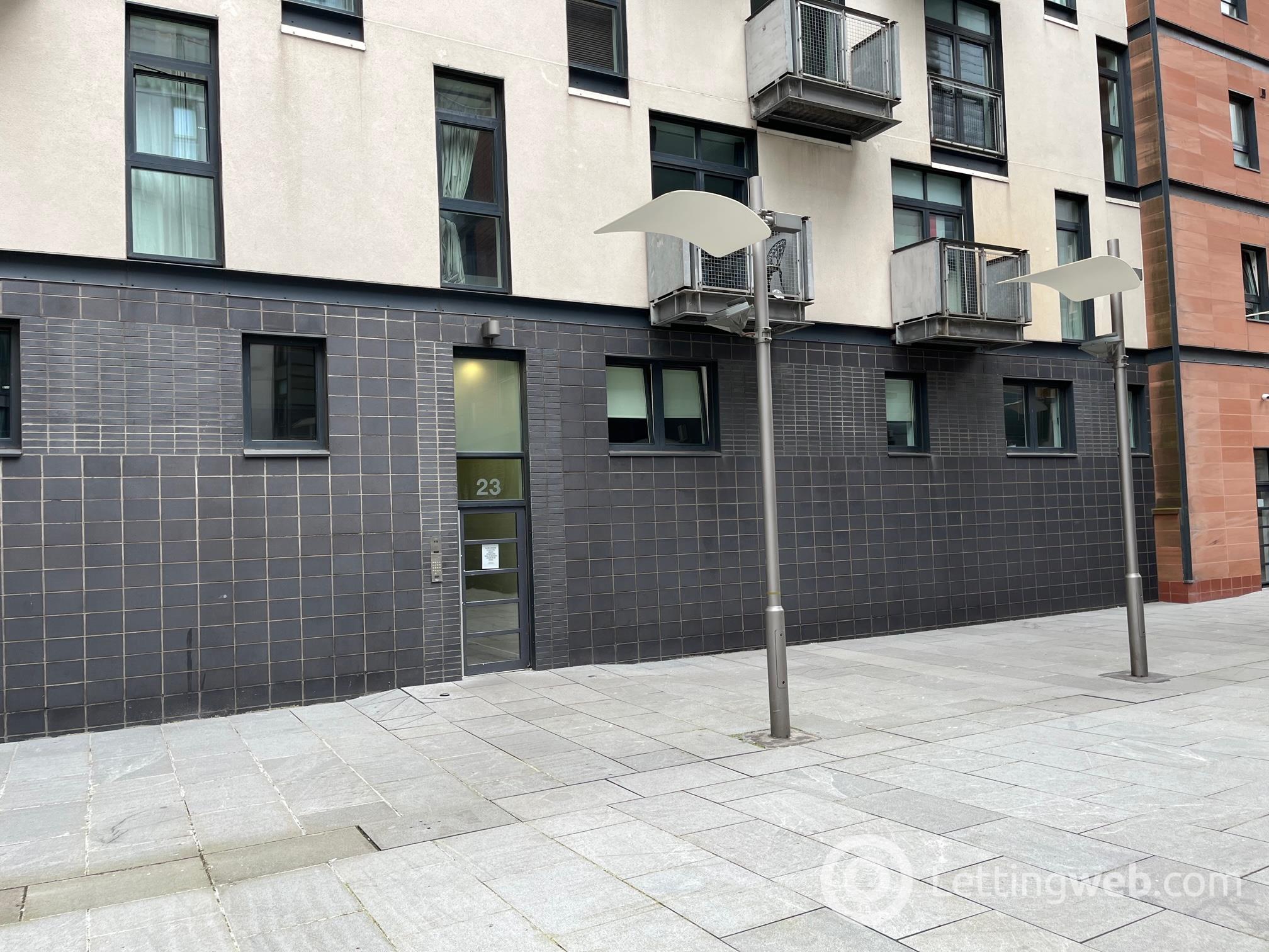 Property to rent in 1/4, 23 Oswald Street, Glasgow, G1 4PE