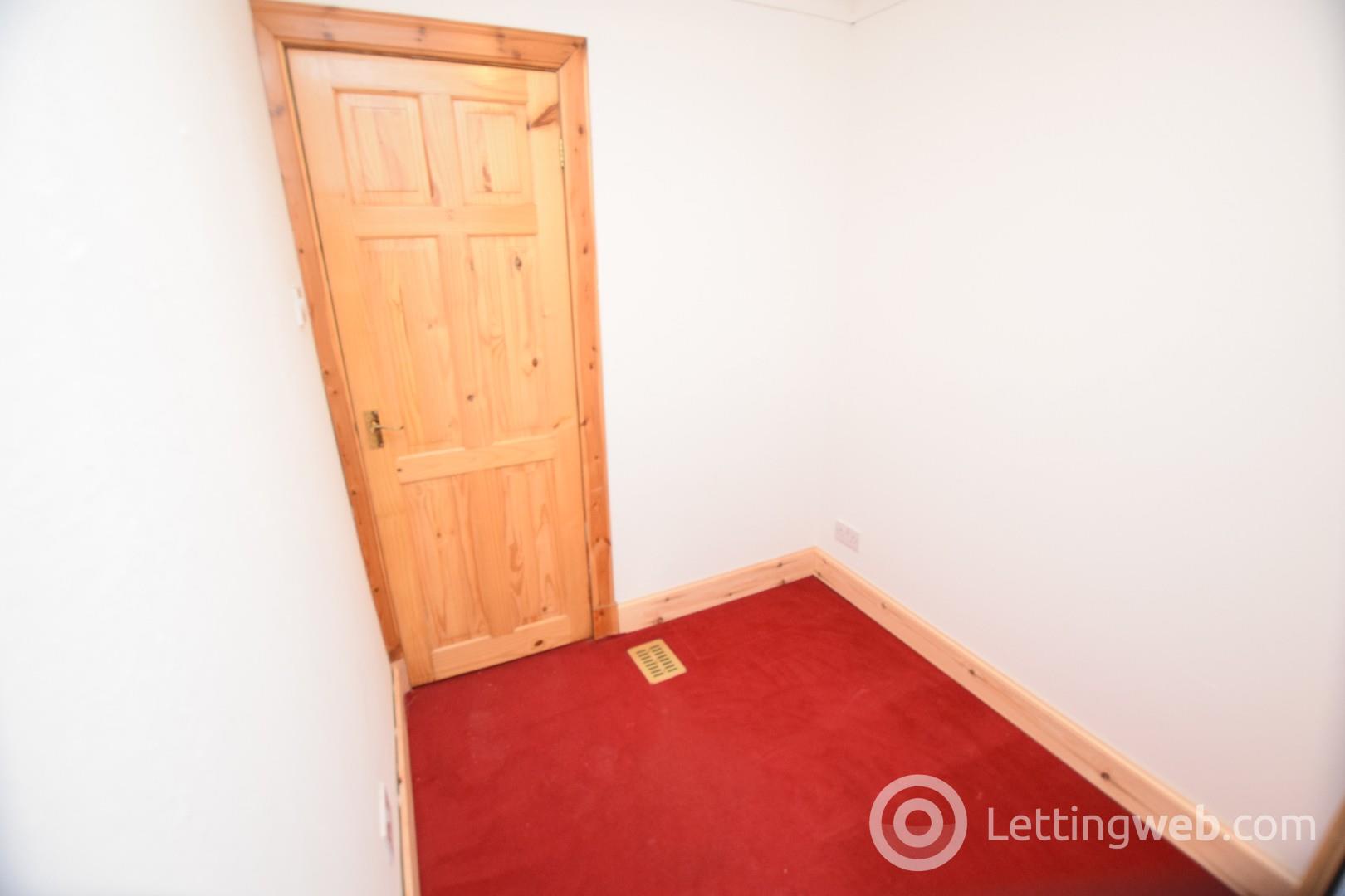 Property to rent in 10 Stronsay Court, Perth, PH1 3BX