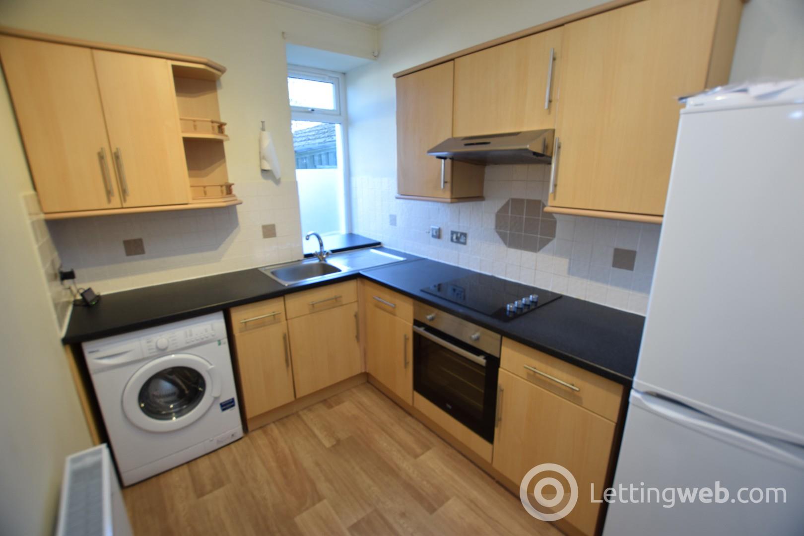 Property to rent in 4A Kinclaven Road, Murthly, Perth, PH1 4EY