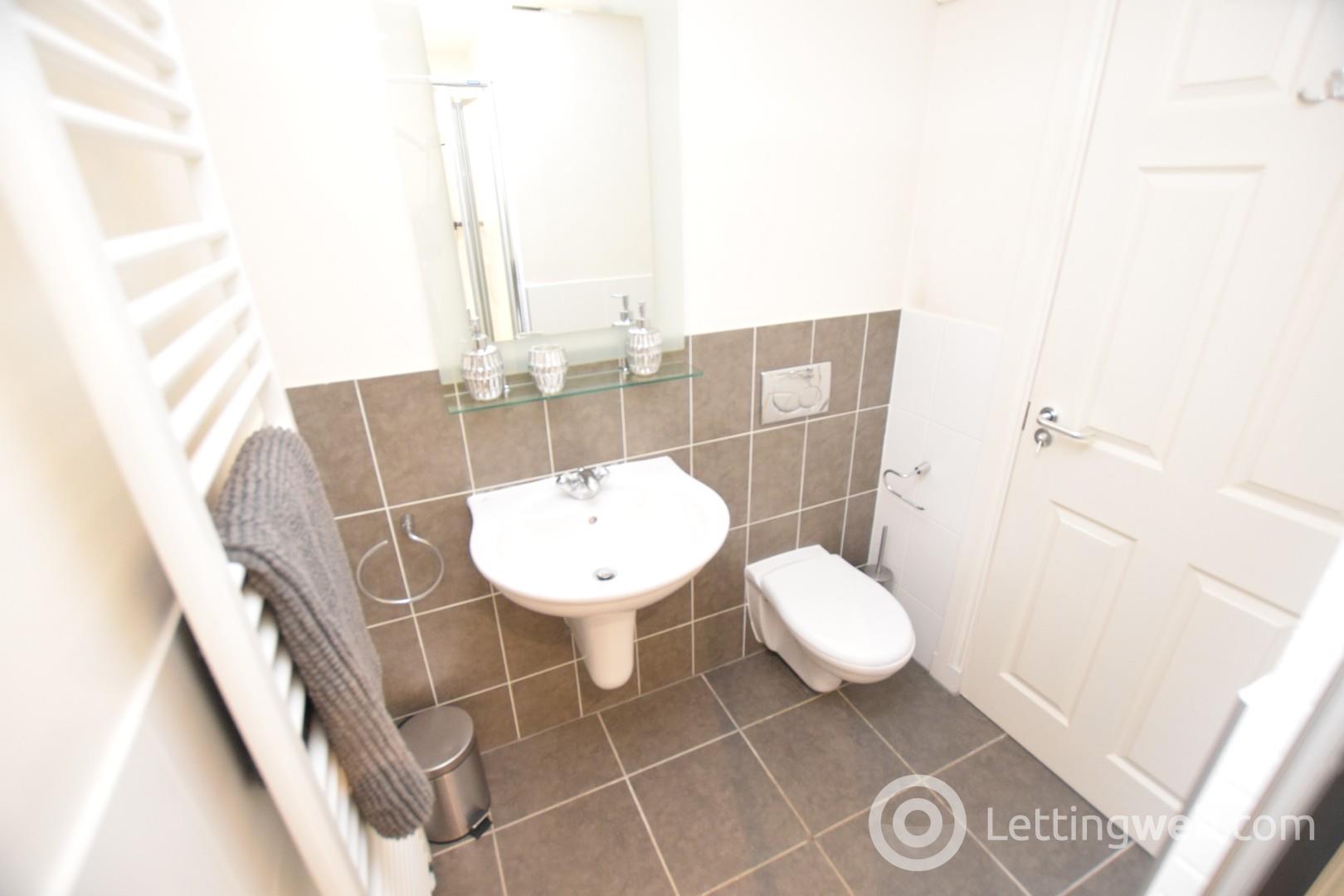 Property to rent in 1D Fiscals House, South Street, Perth, PH2 8NJ