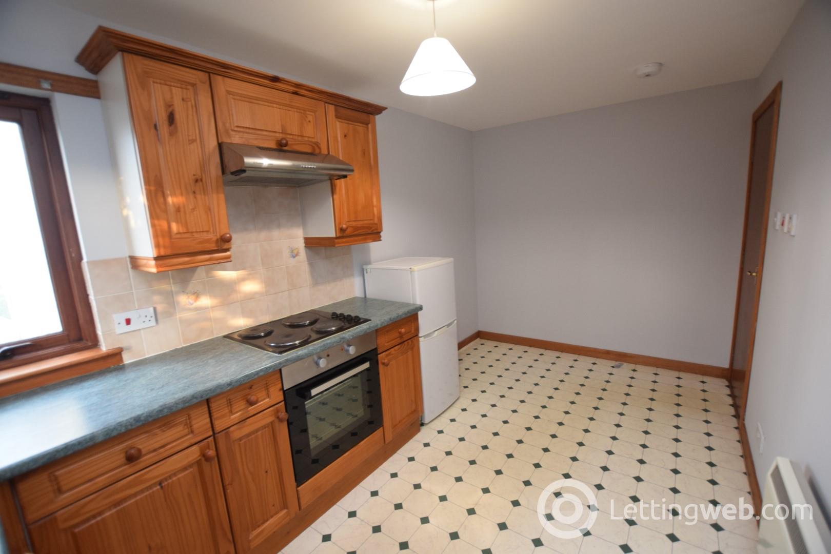 Property to rent in 5 Carrondale Court, Mill Street, Stanley, Perth, PH1 4LJ