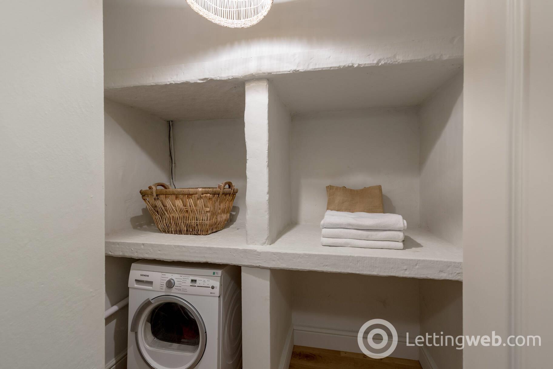 Property to rent in Gloucester Place, New Town, Edinburgh