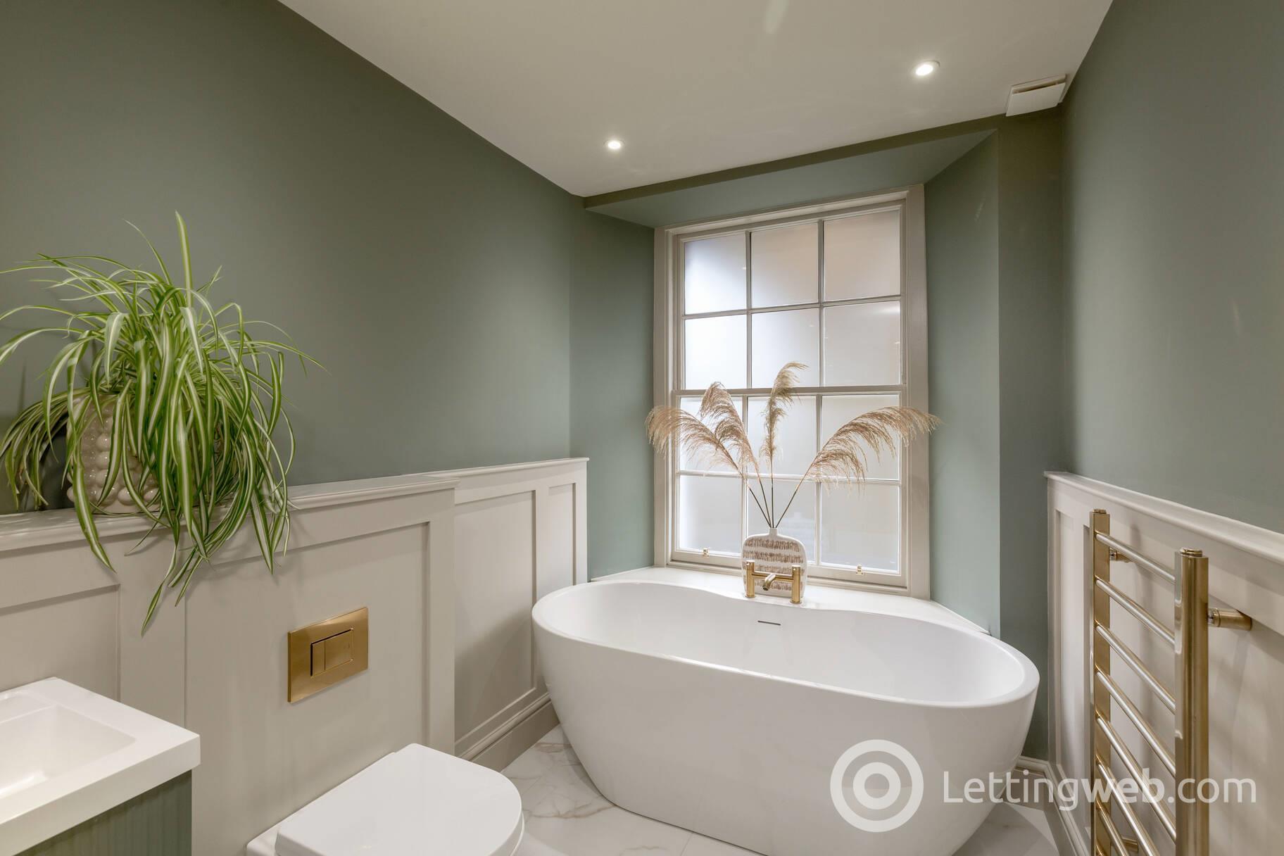 Property to rent in Gloucester Place, New Town, Edinburgh
