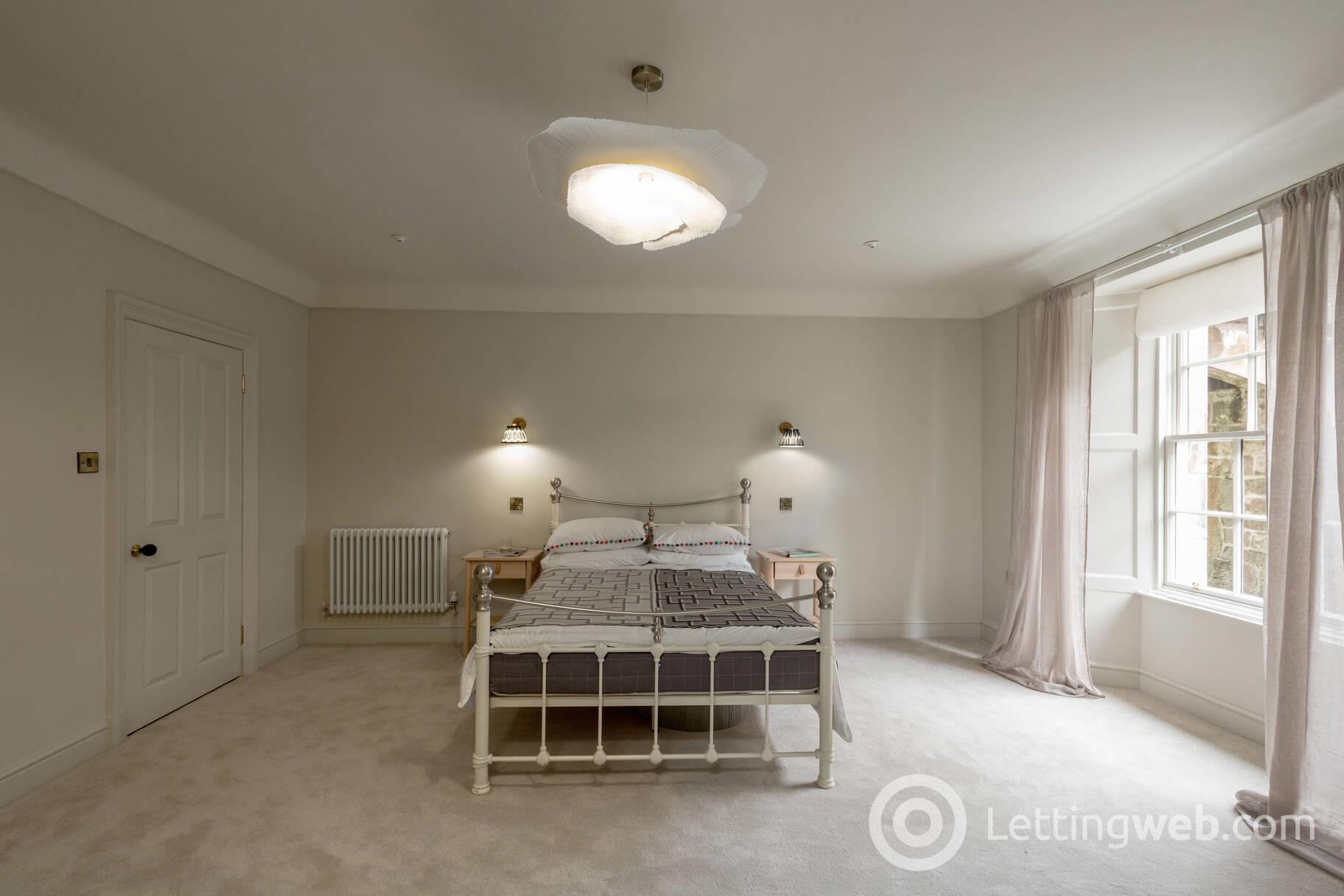 Property to rent in Gloucester Place, New Town, Edinburgh