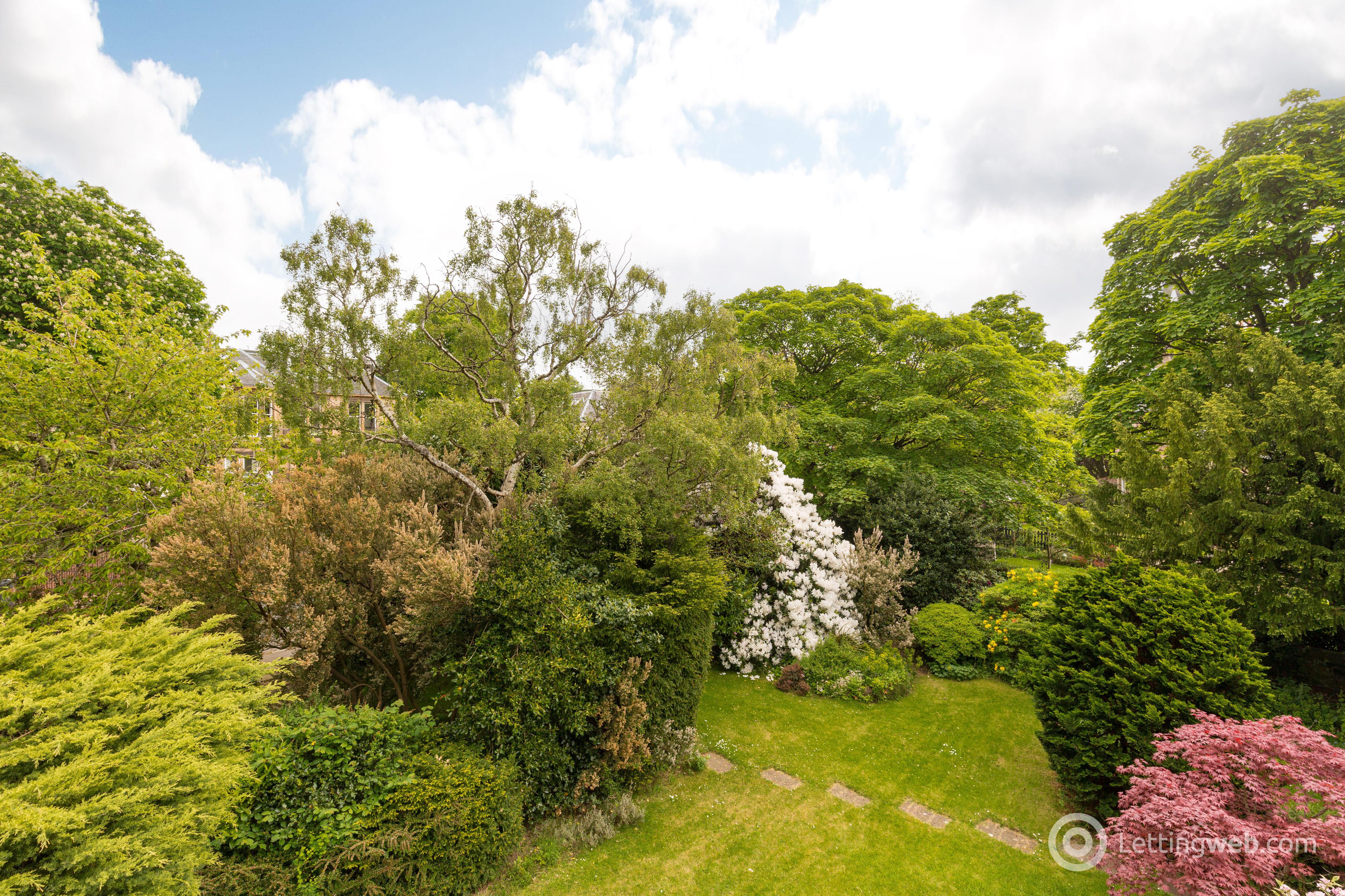 Property to rent in Gillsland Road, Merchiston, Edinburgh