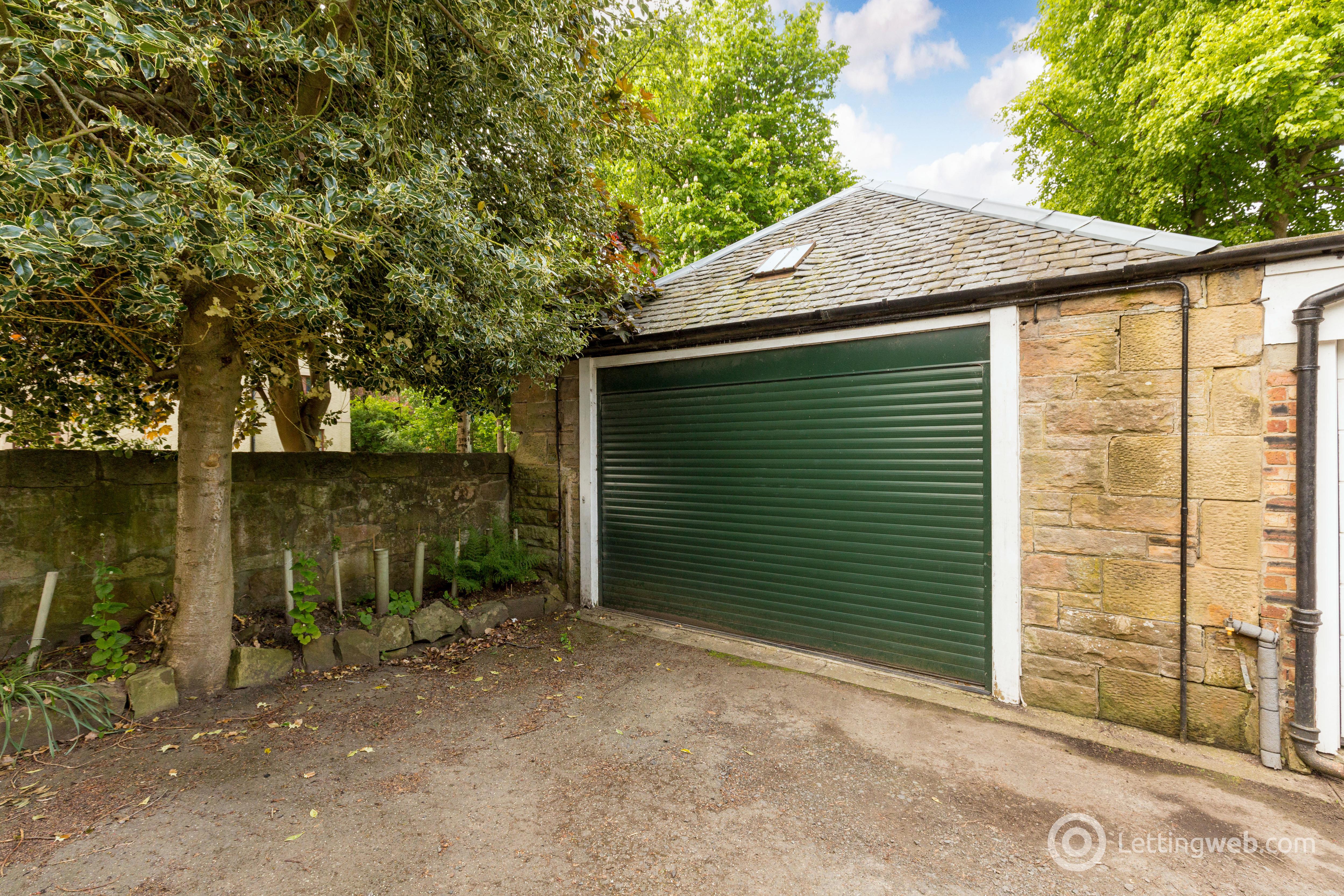 Property to rent in Gillsland Road, Merchiston, Edinburgh