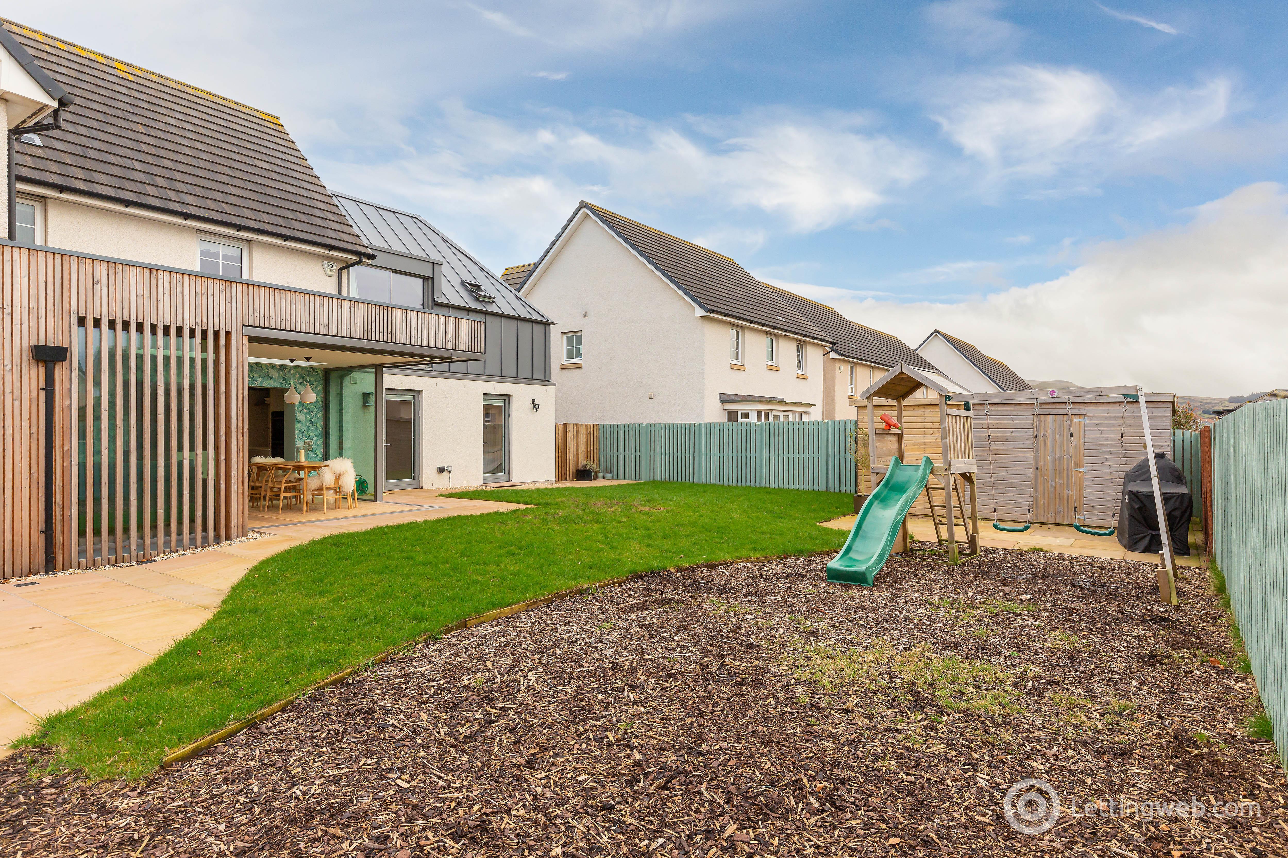 Property to rent in Waterfield Road, Fairmilehead, Edinburgh