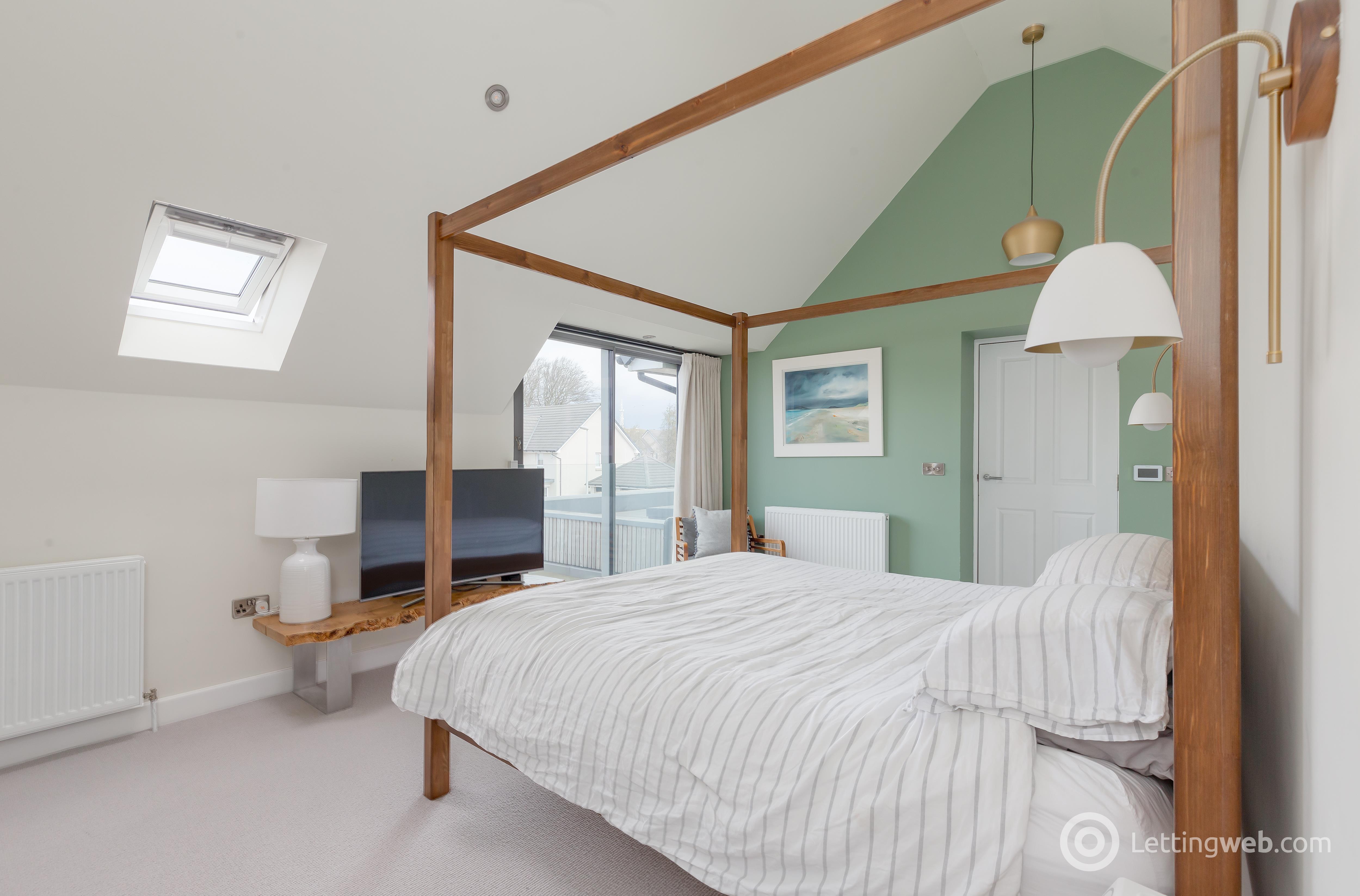 Property to rent in Waterfield Road, Fairmilehead, Edinburgh