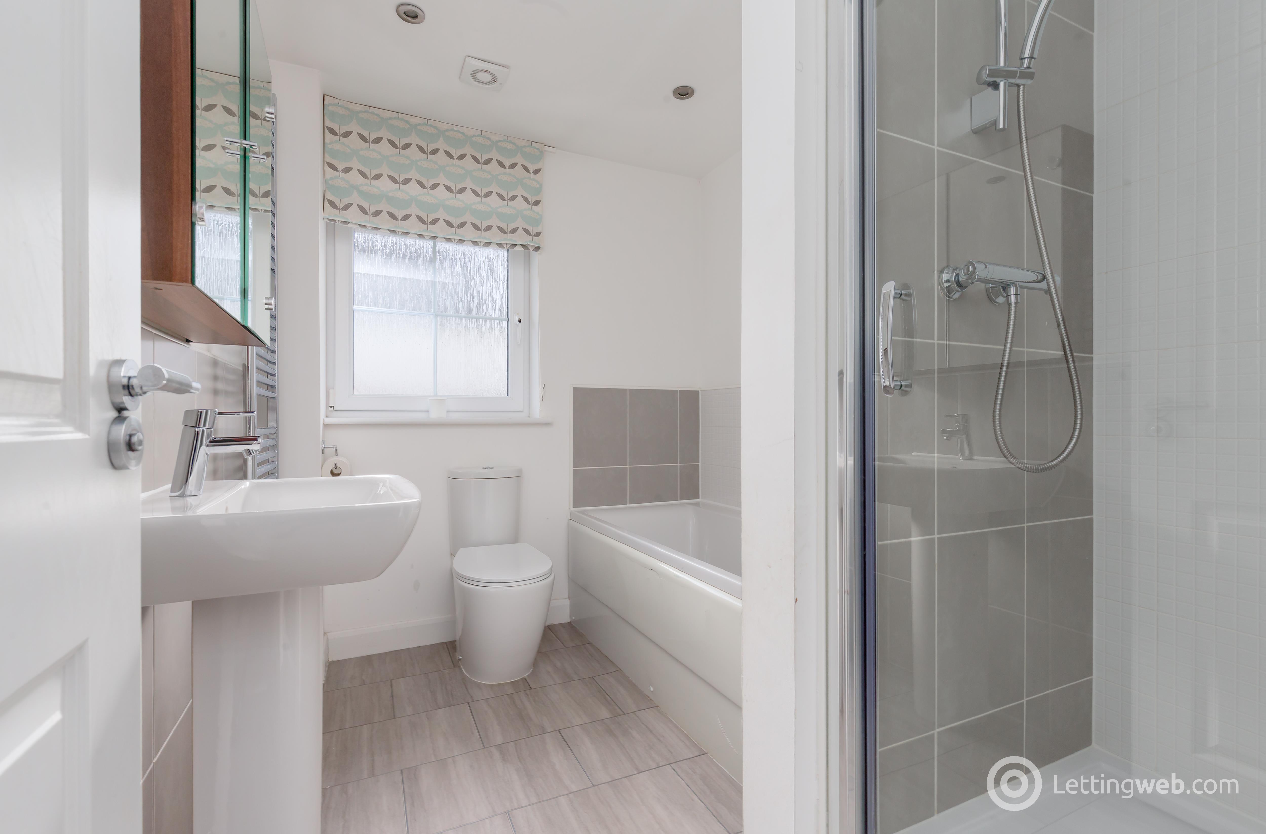 Property to rent in Waterfield Road, Fairmilehead, Edinburgh