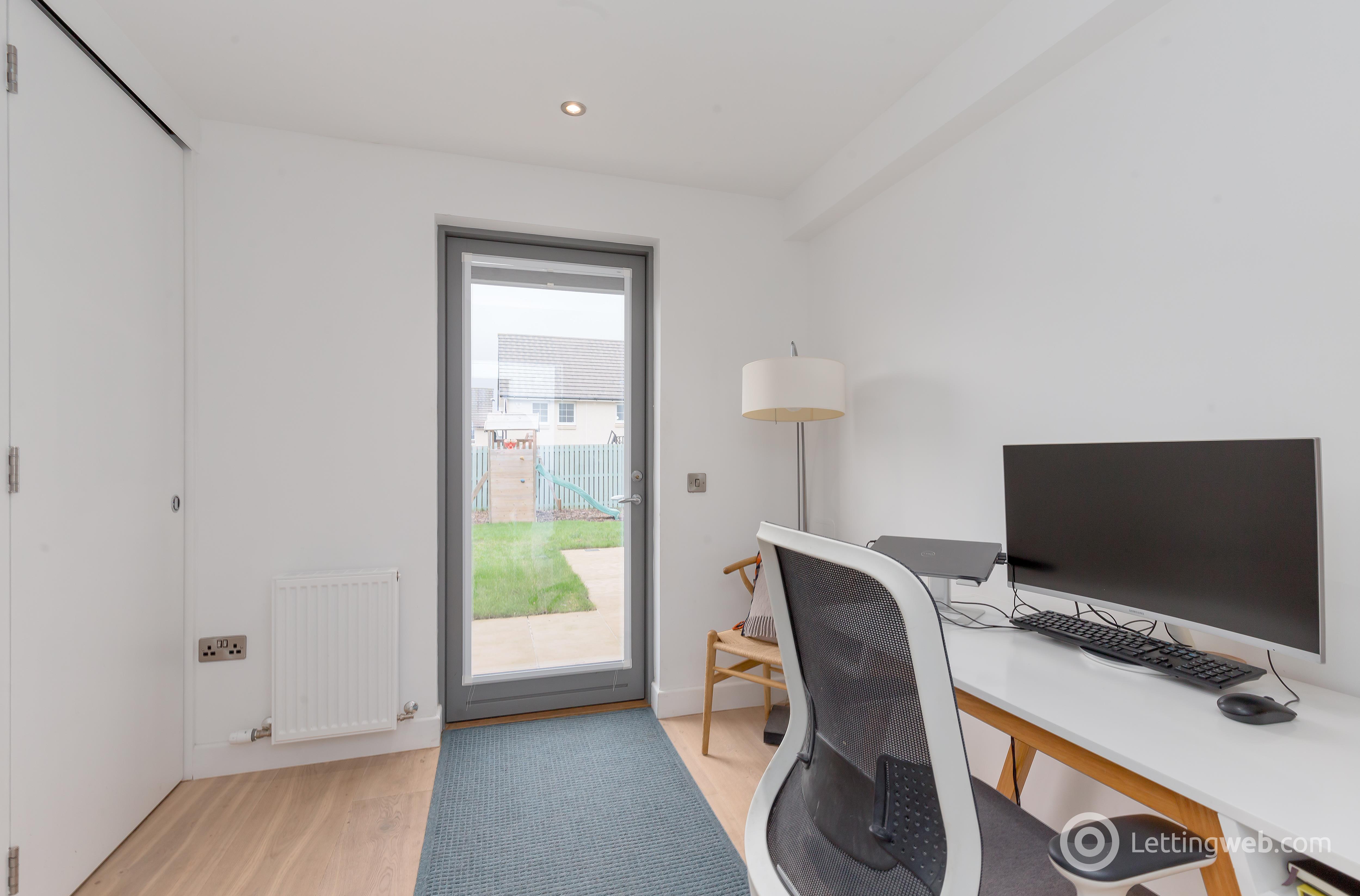 Property to rent in Waterfield Road, Fairmilehead, Edinburgh
