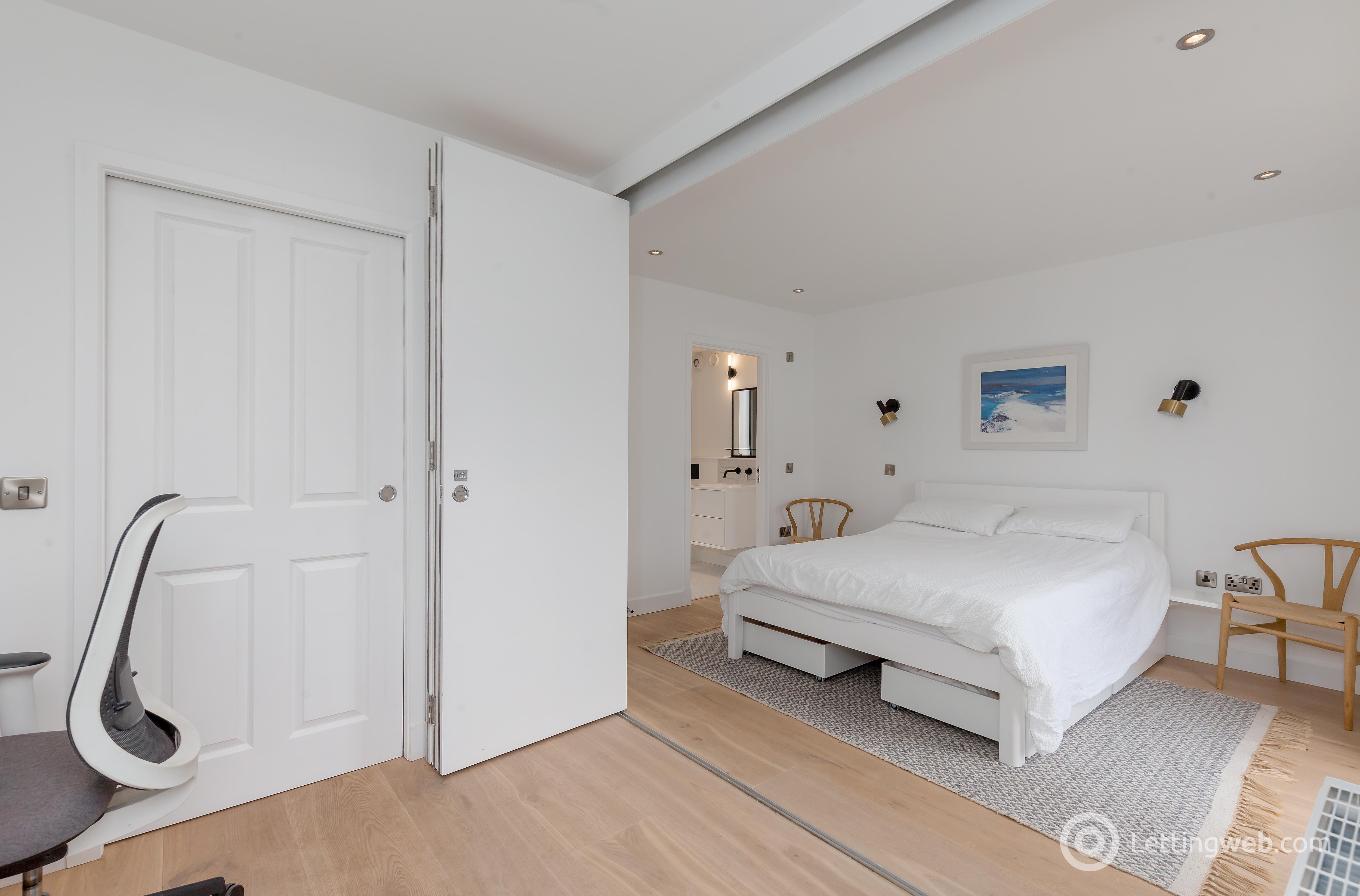 Property to rent in Waterfield Road, Fairmilehead, Edinburgh
