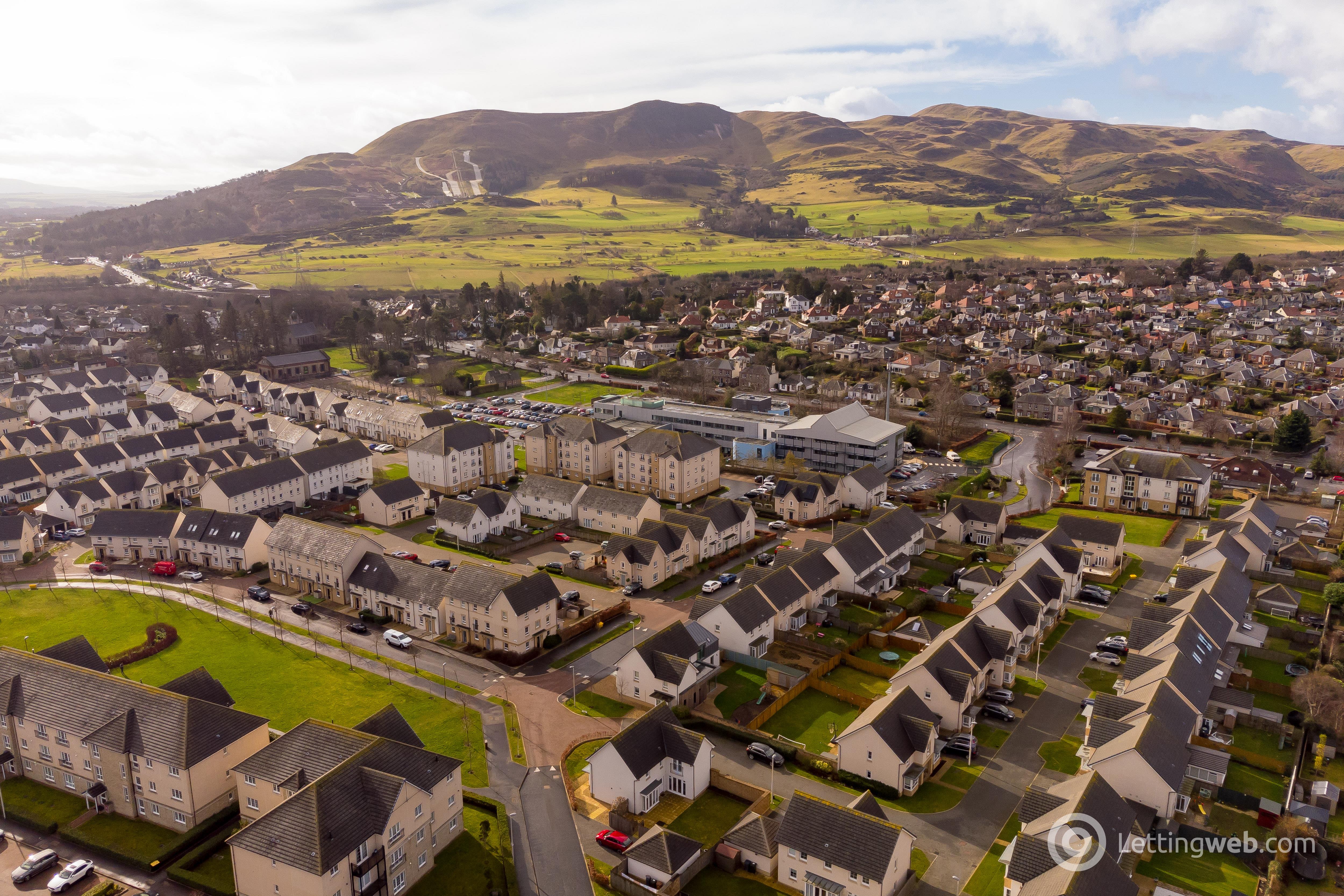Property to rent in Waterfield Road, Fairmilehead, Edinburgh