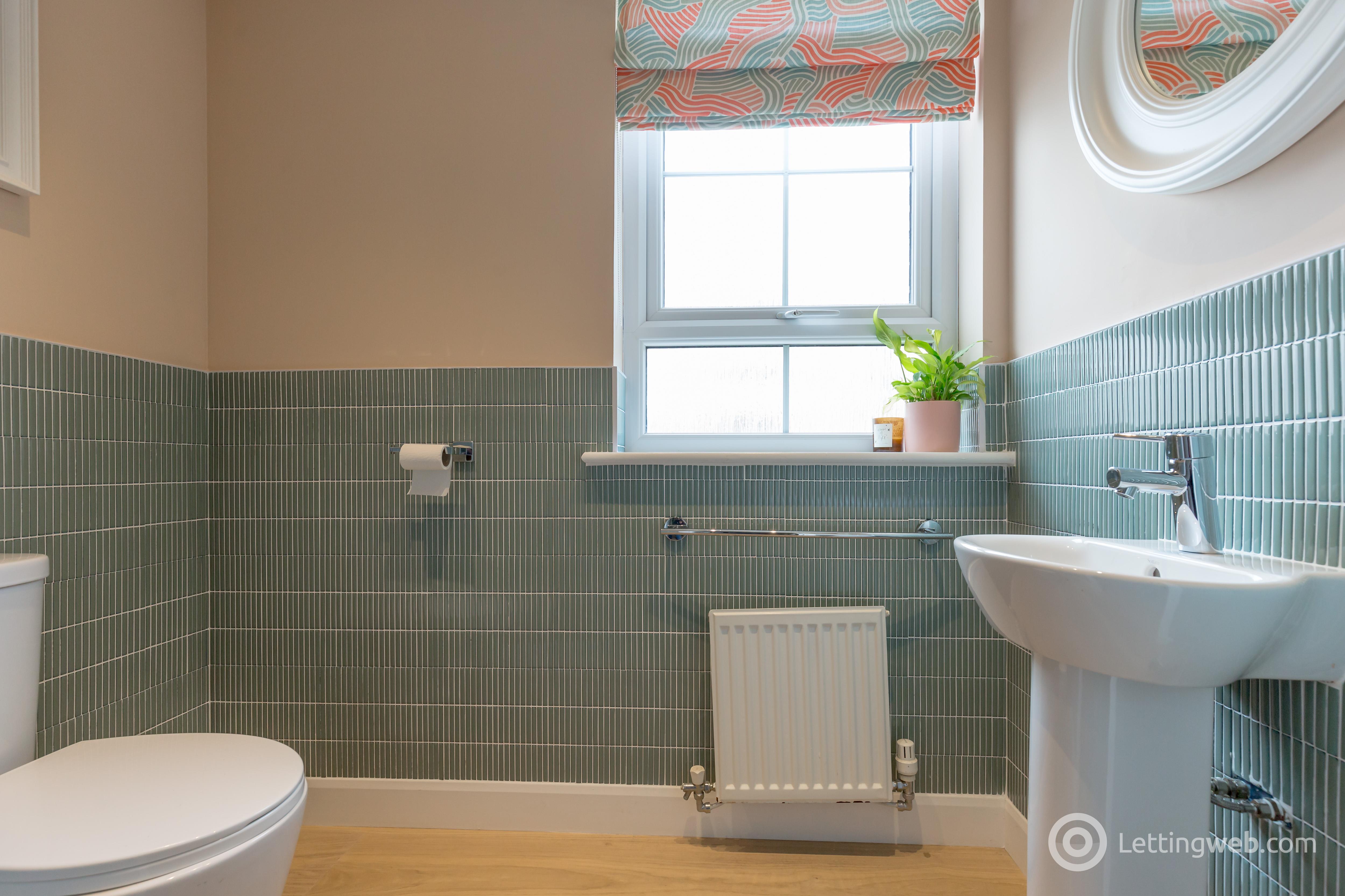 Property to rent in Waterfield Road, Fairmilehead, Edinburgh