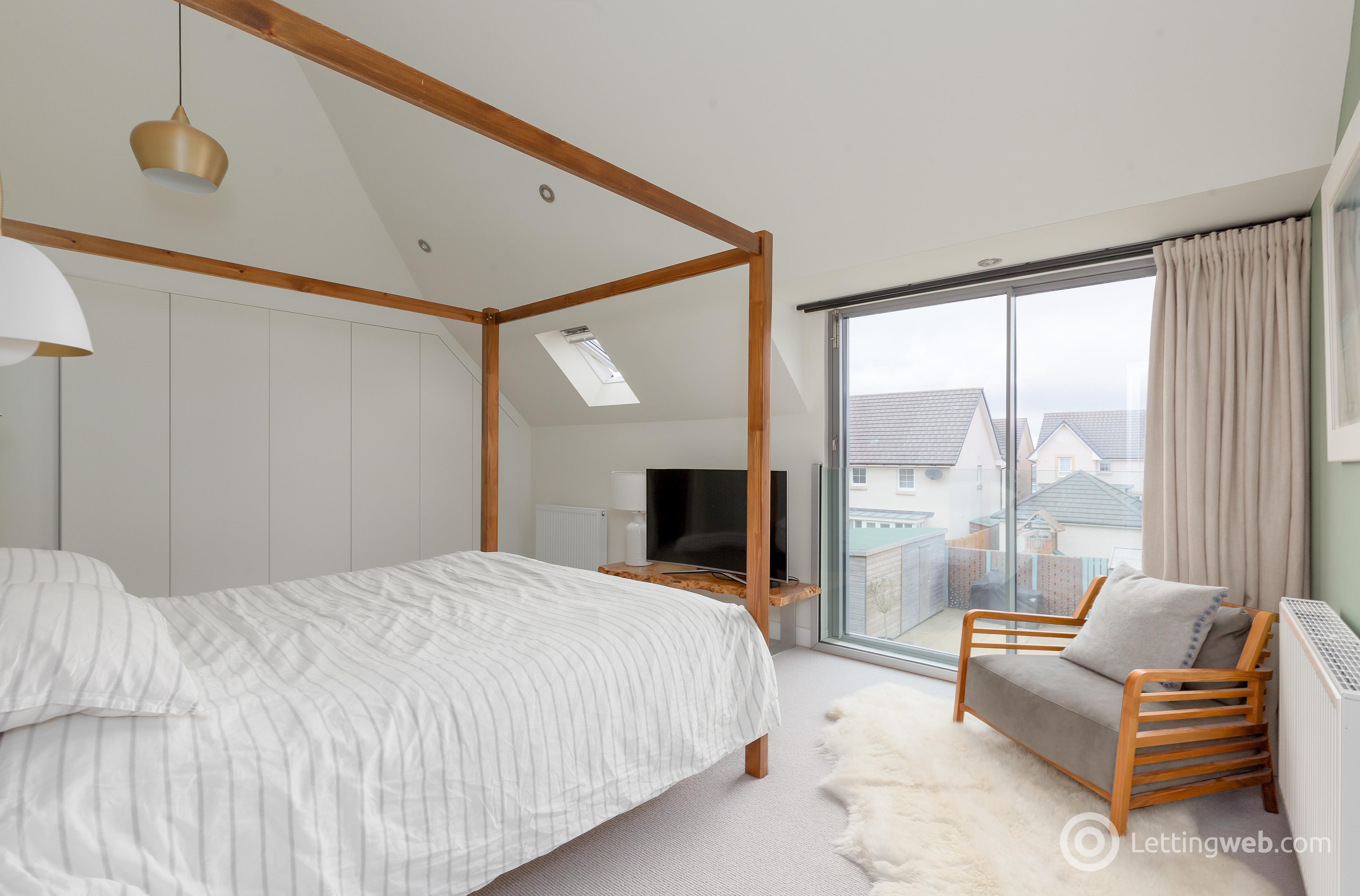 Property to rent in Waterfield Road, Fairmilehead, Edinburgh