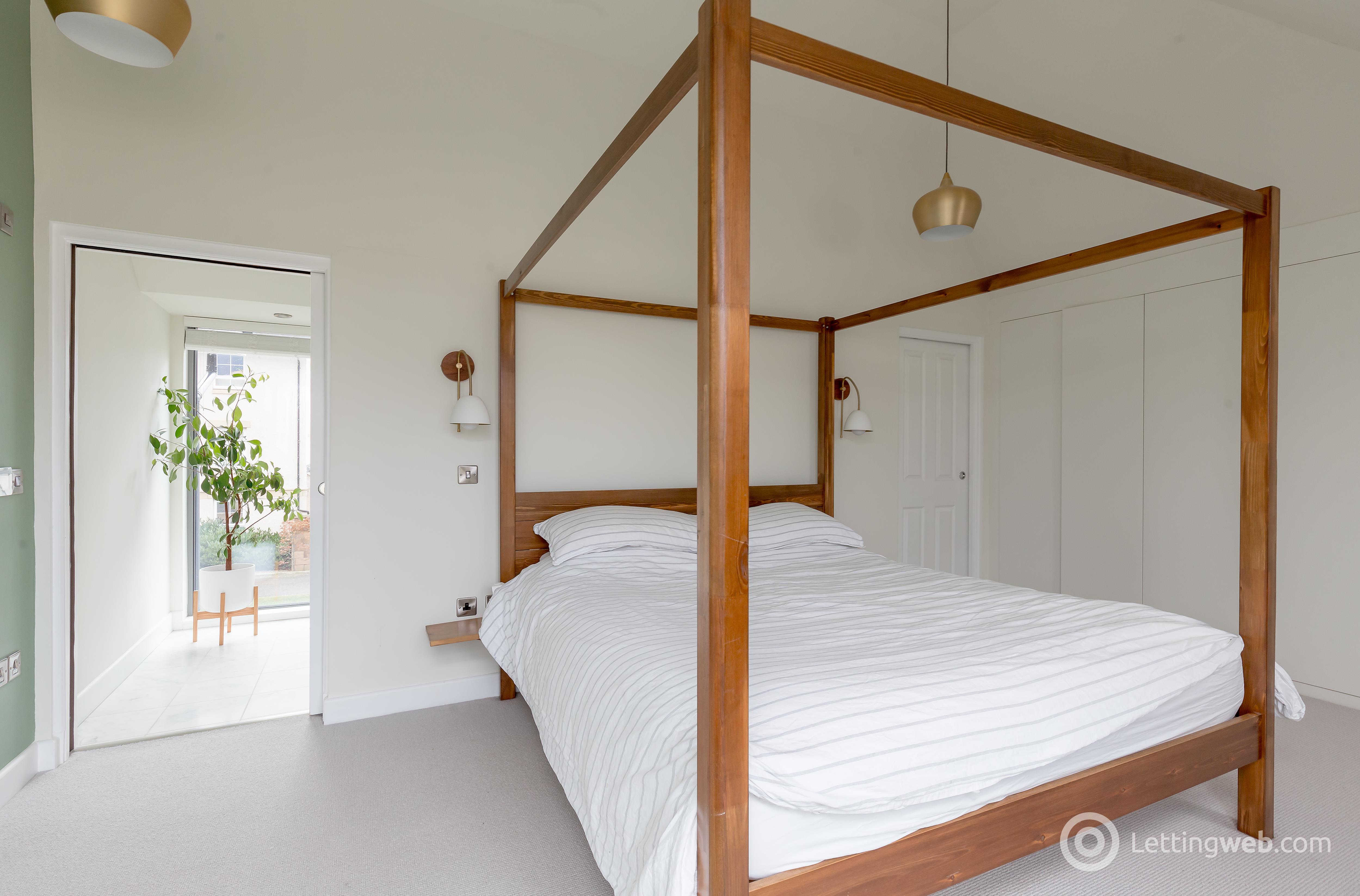 Property to rent in Waterfield Road, Fairmilehead, Edinburgh