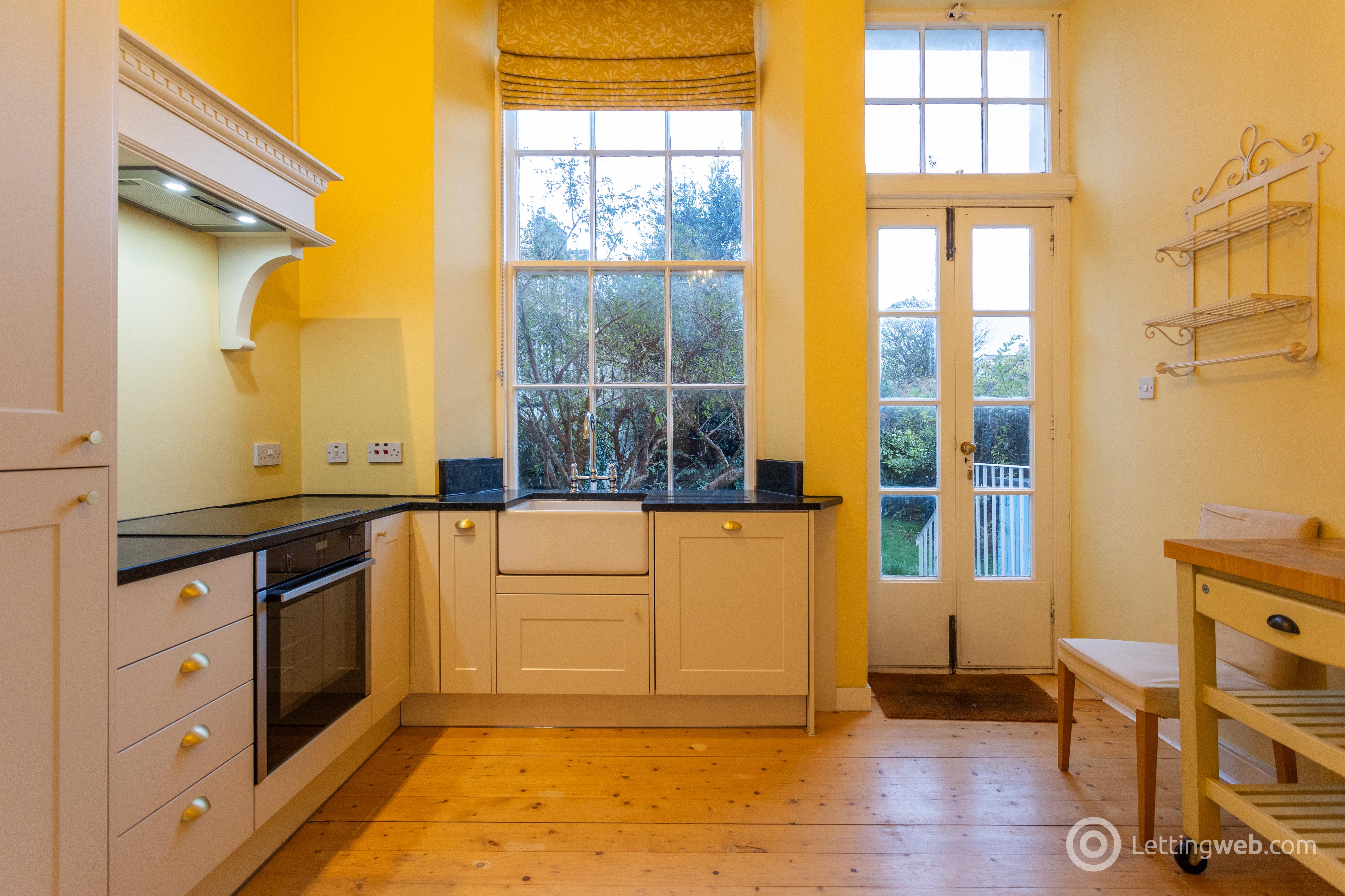 Property to rent in Newhaven Road, Trinity, Edinburgh