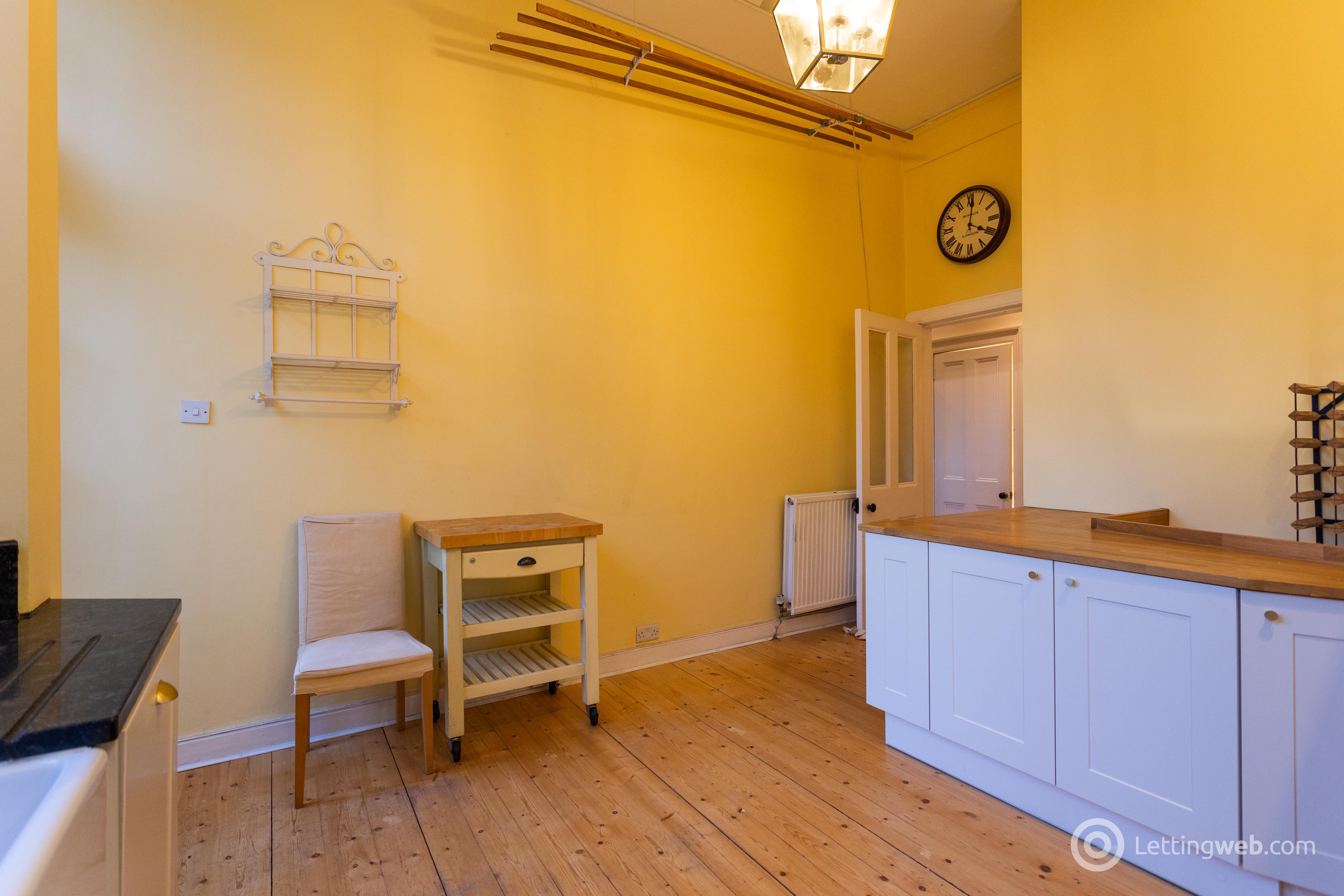 Property to rent in Newhaven Road, Trinity, Edinburgh