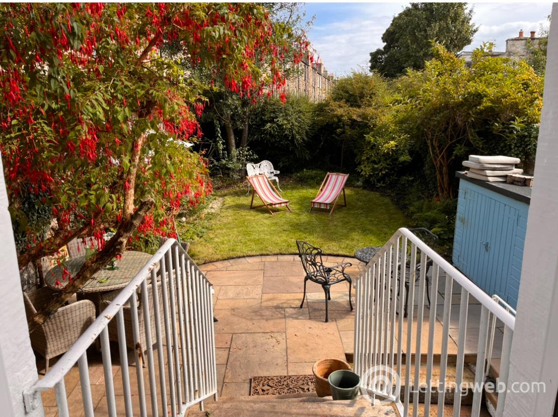 Property to rent in Newhaven Road, Trinity, Edinburgh