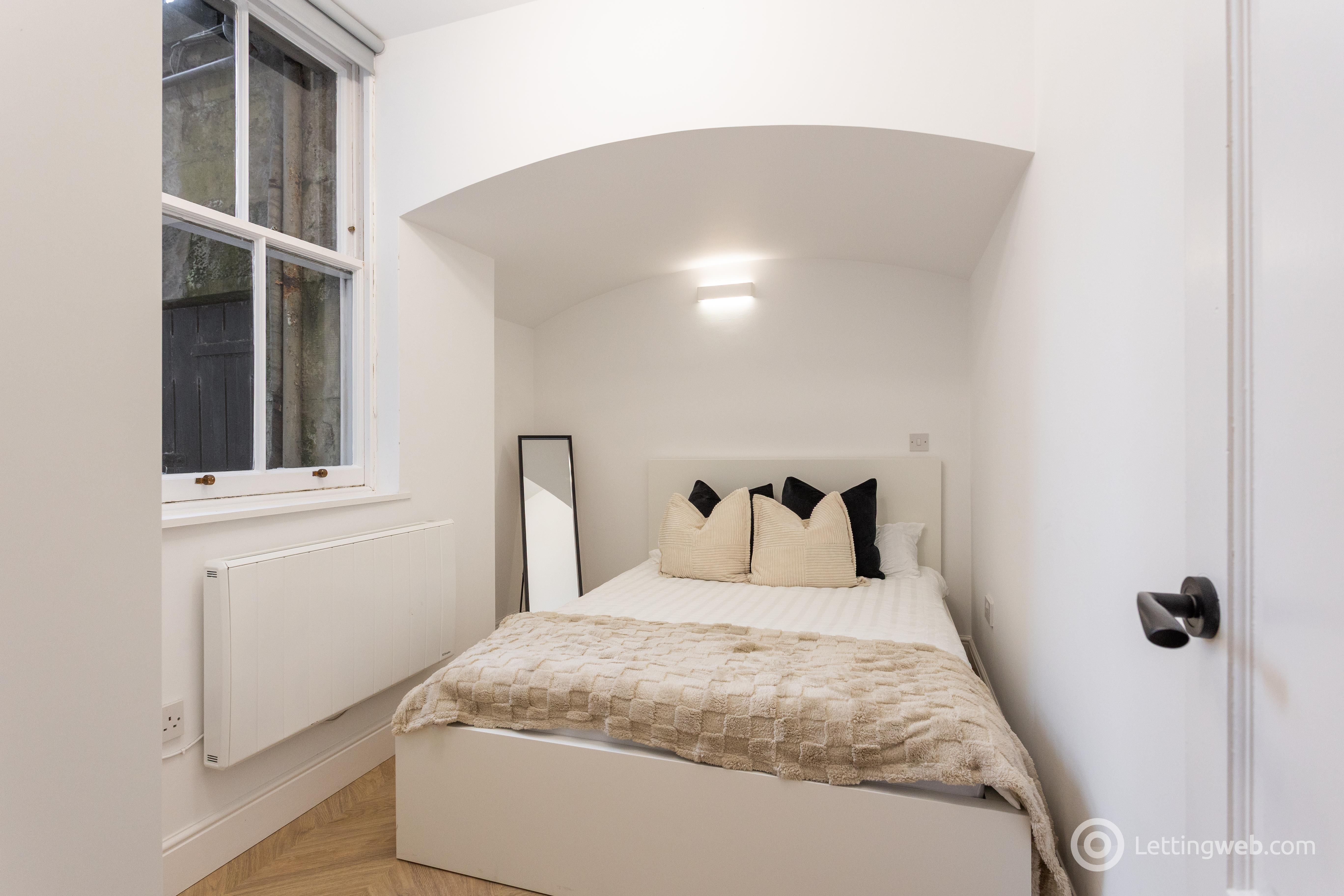 Property to rent in Manor Place, West End, Edinburgh